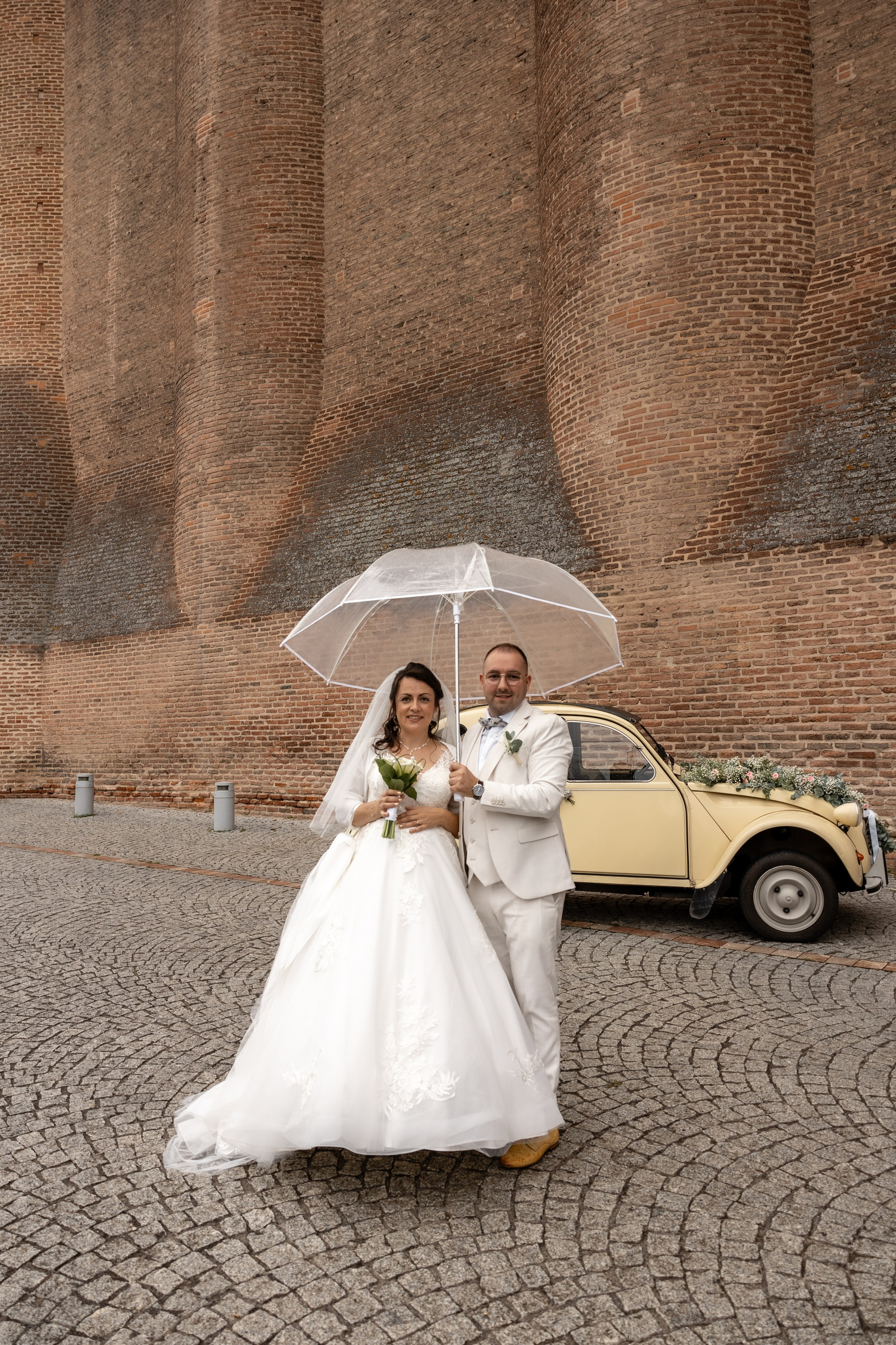 Свадебные фотосессии на юго-западе Франции, запечатленные через свет, эмоции и подлинные моменты. Евгения Смирнова — фотограф в Тулузе и юго-западной Франции