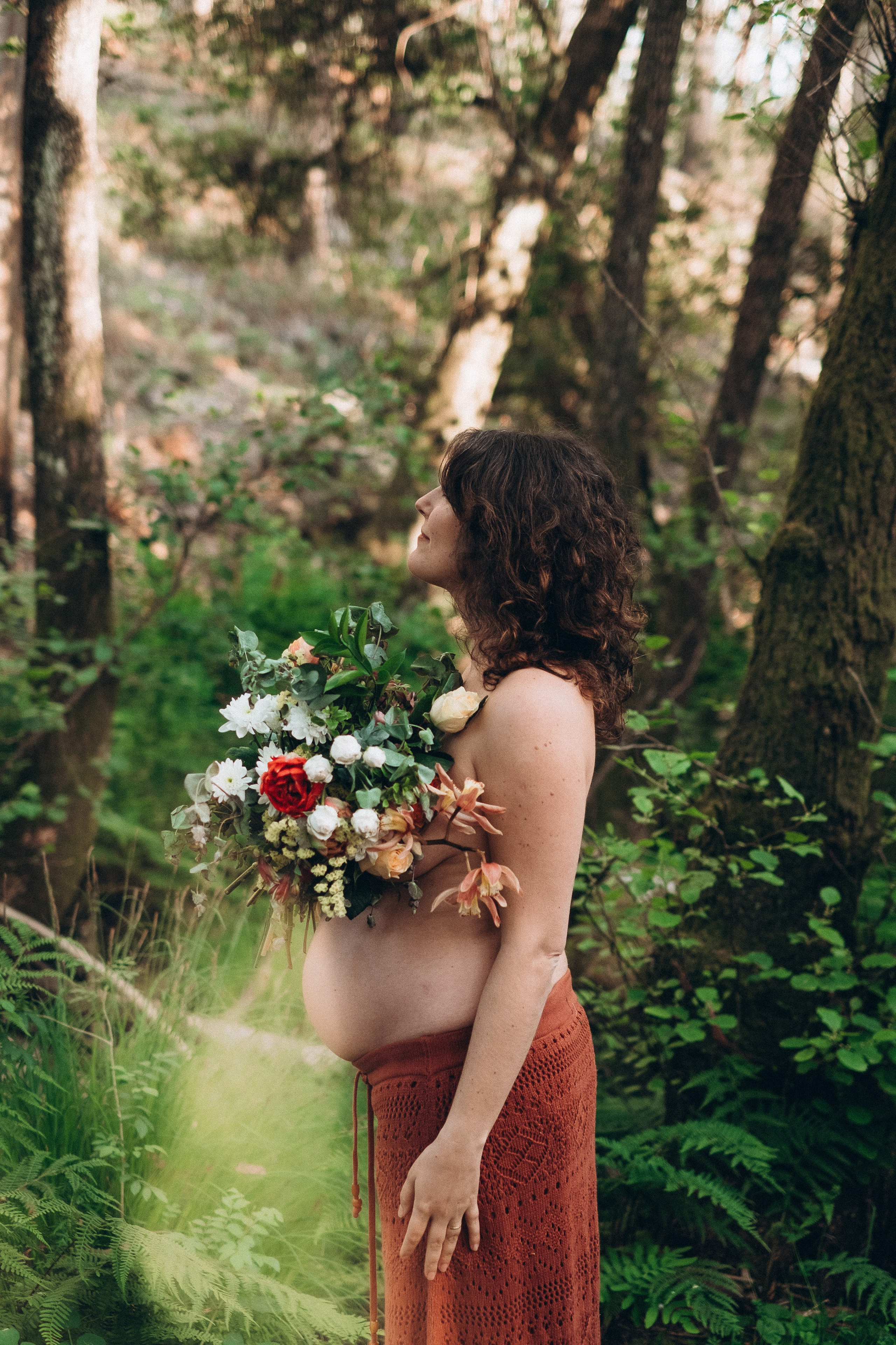 Maternity Photoshoot in Portugal — Artistic Pregnancy Session