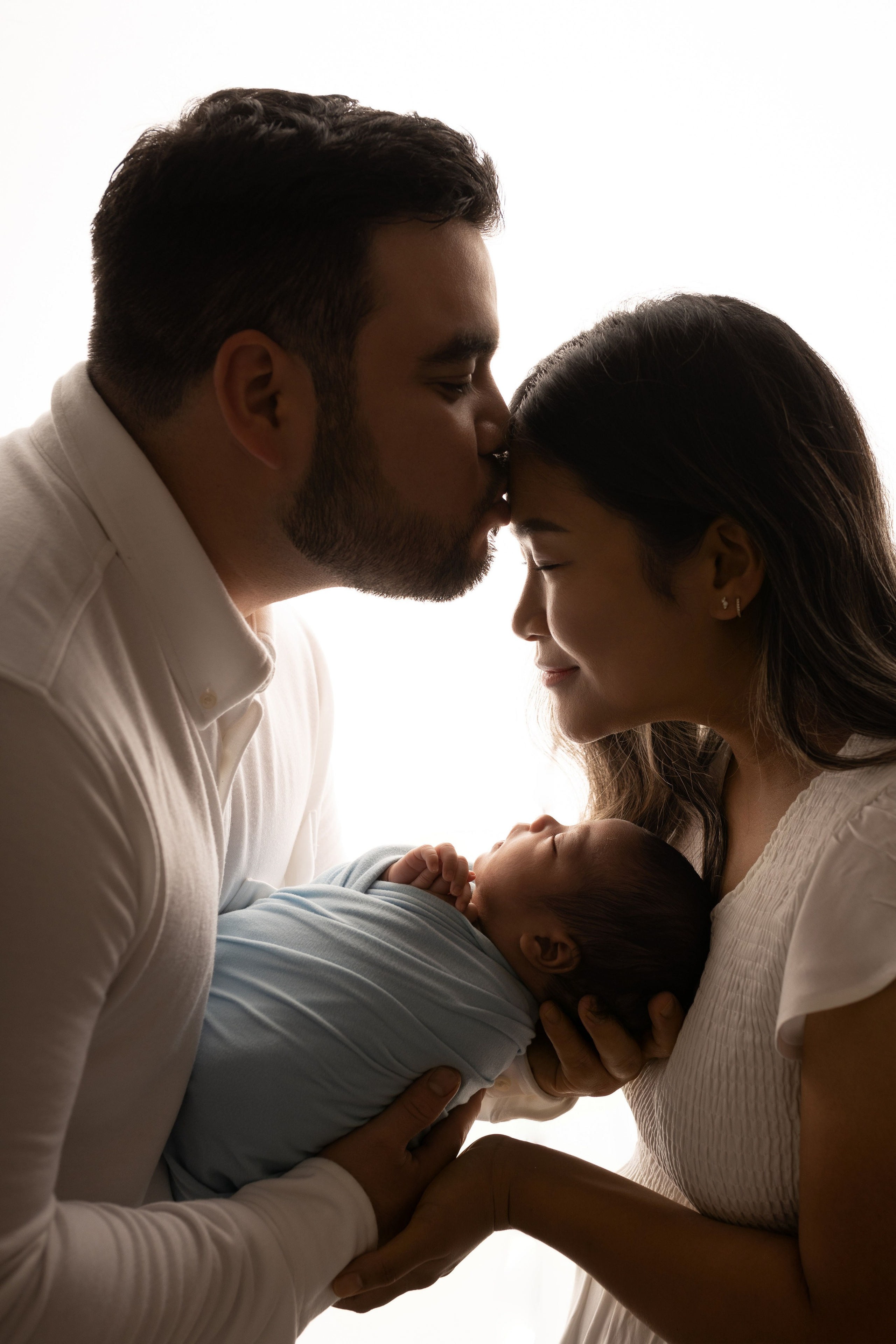 Newborn Classic. Family photographer in Bay Area, California