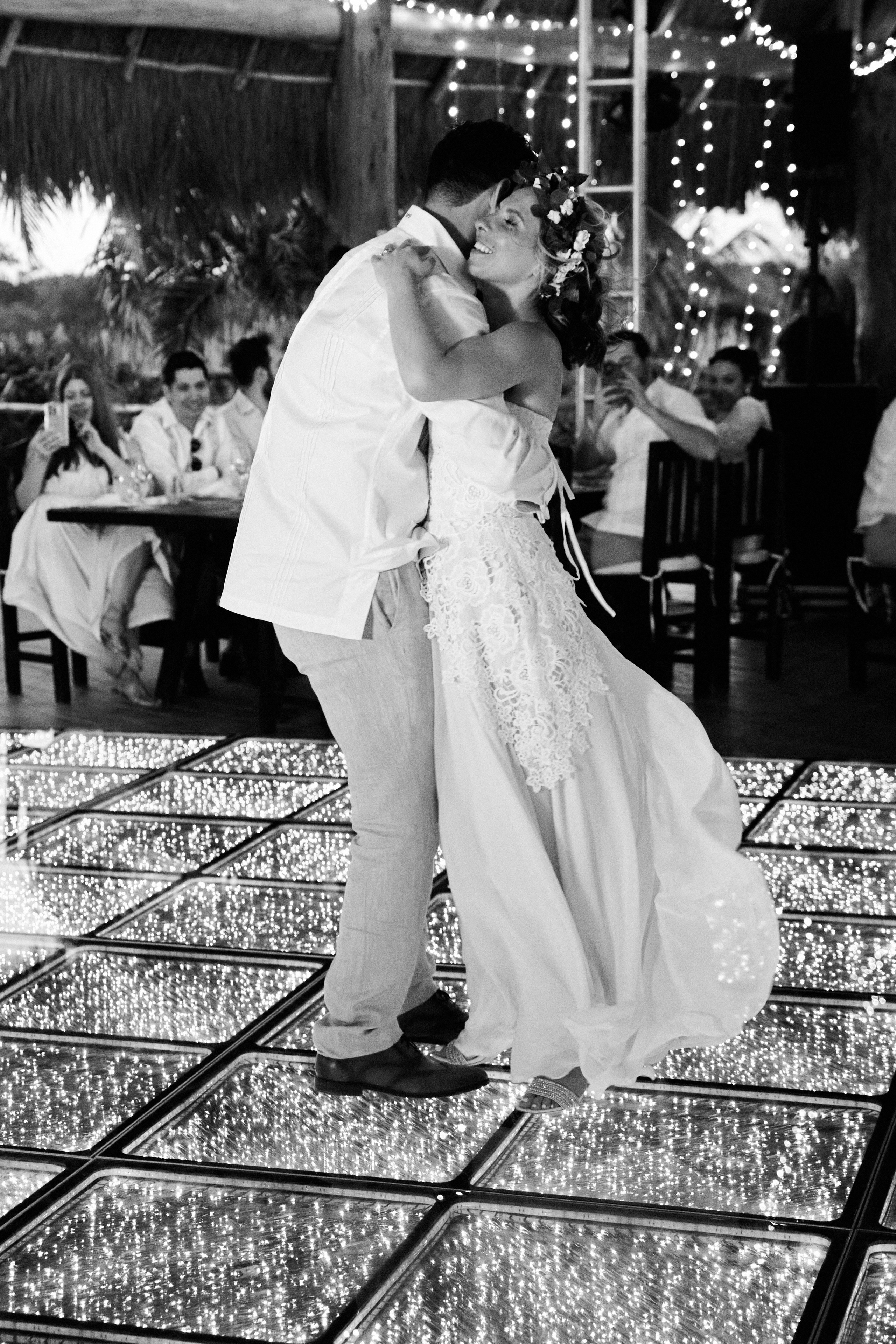 Cancun wedding with guests from across Mexico