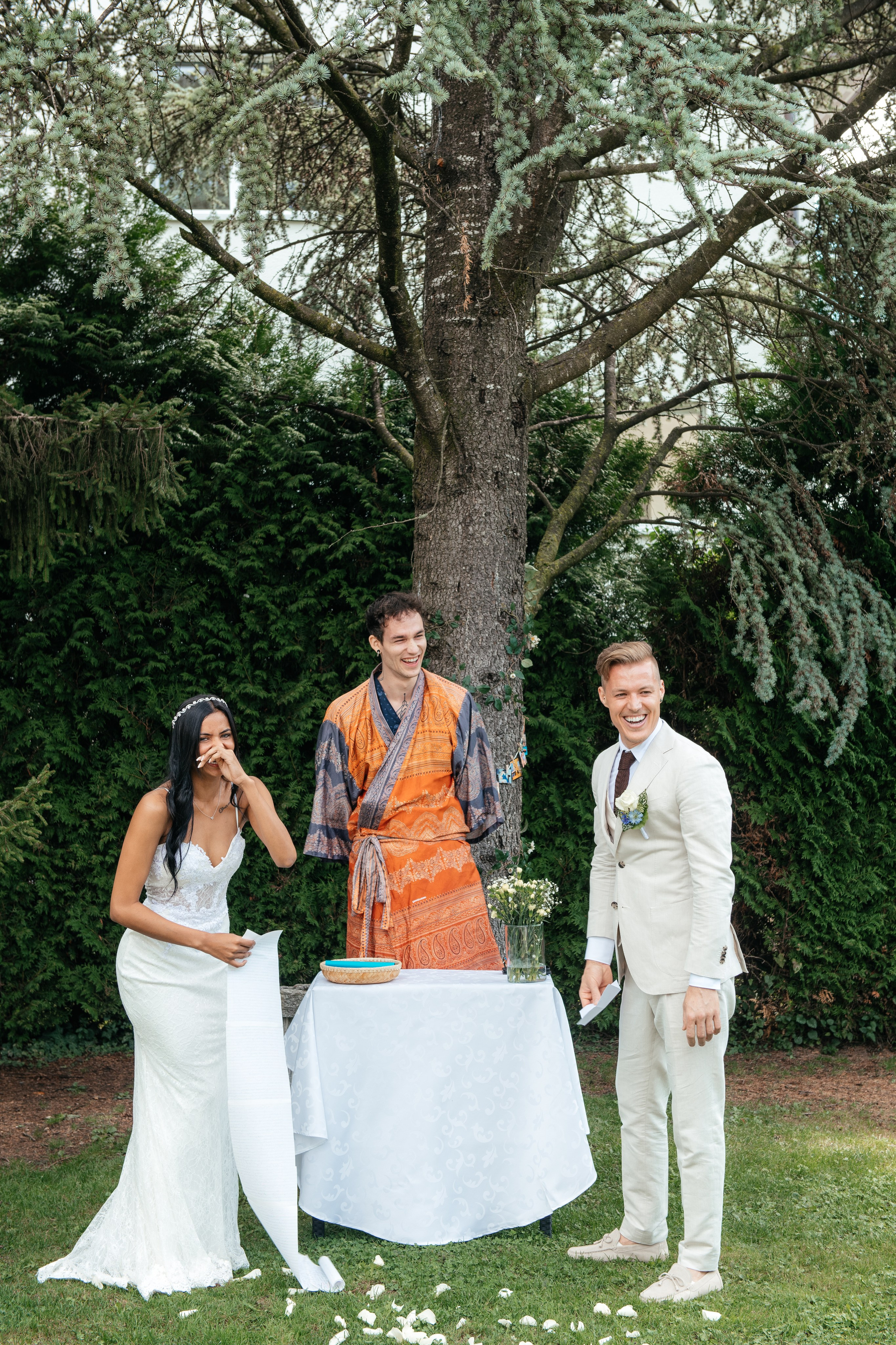 KAIANE & BENJAMIN Meilen, Switzerland. I am Elena Altendorfer. Wedding photographer in Zurich and Switzerland