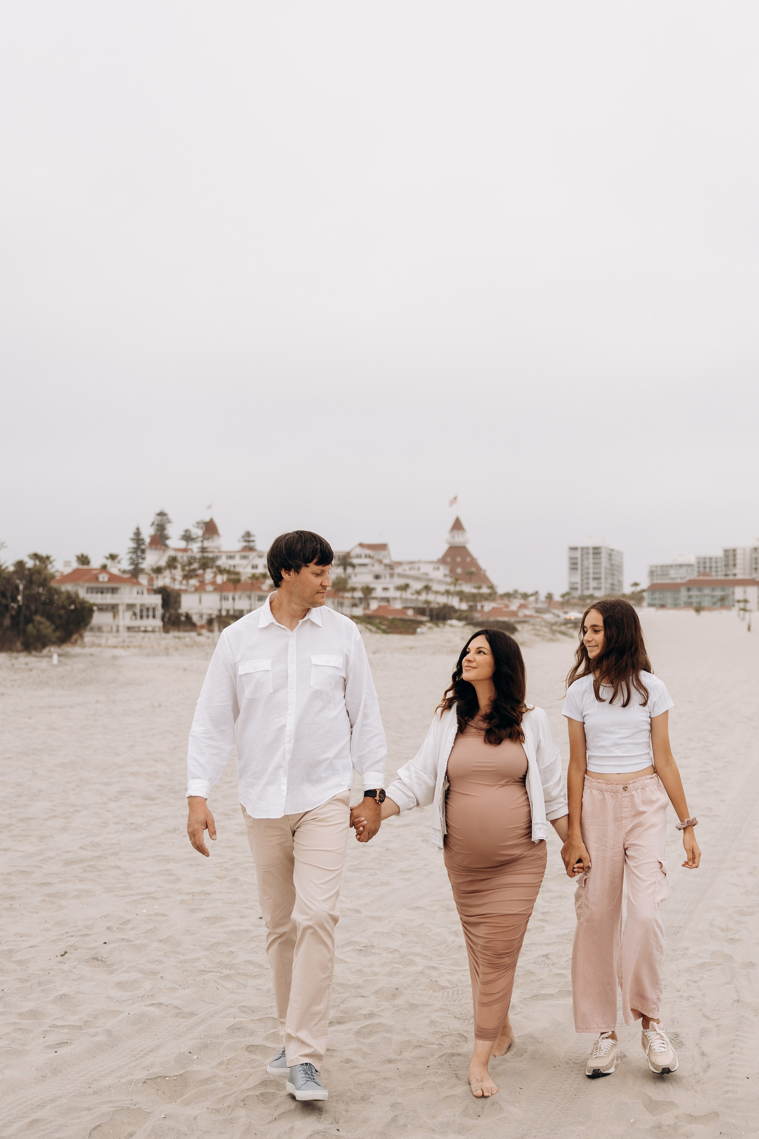 *. Wedding and family photographer San Diego