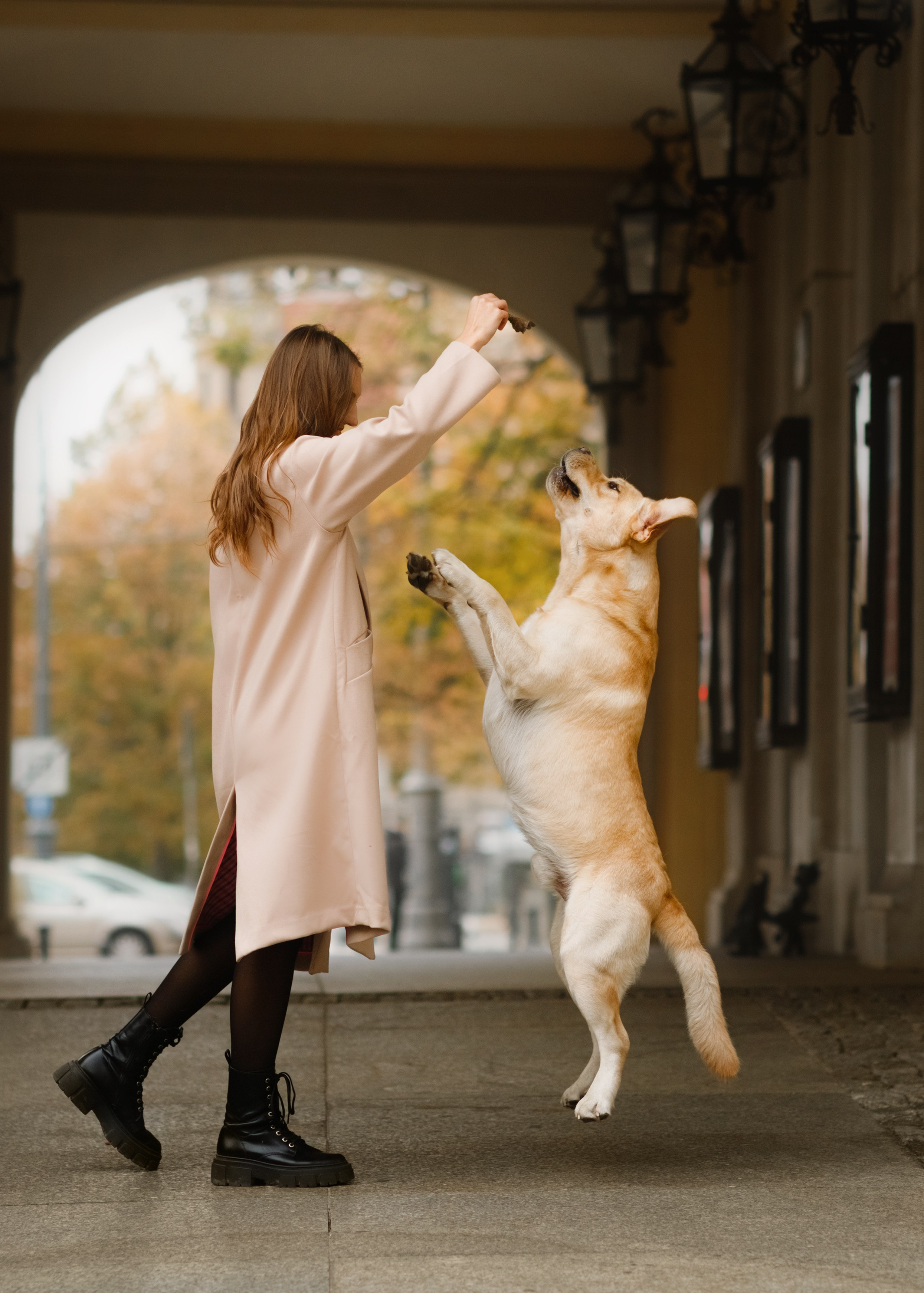 Katya & labrador. Kaja | fotograf psów we Wrocławiu