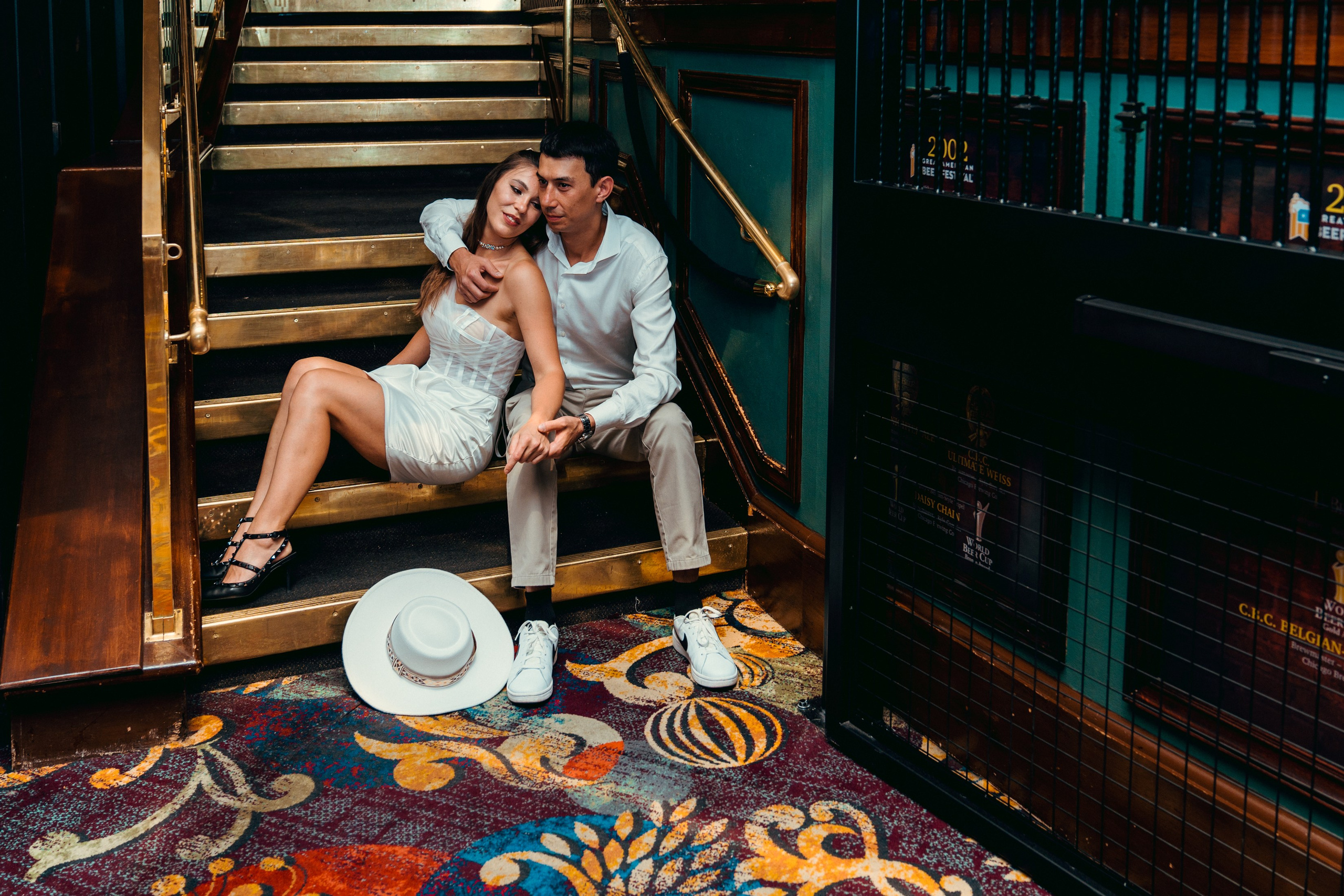 O&M. Wedding & elopement photographer Viktoriya Kravtsov. Las Vegas