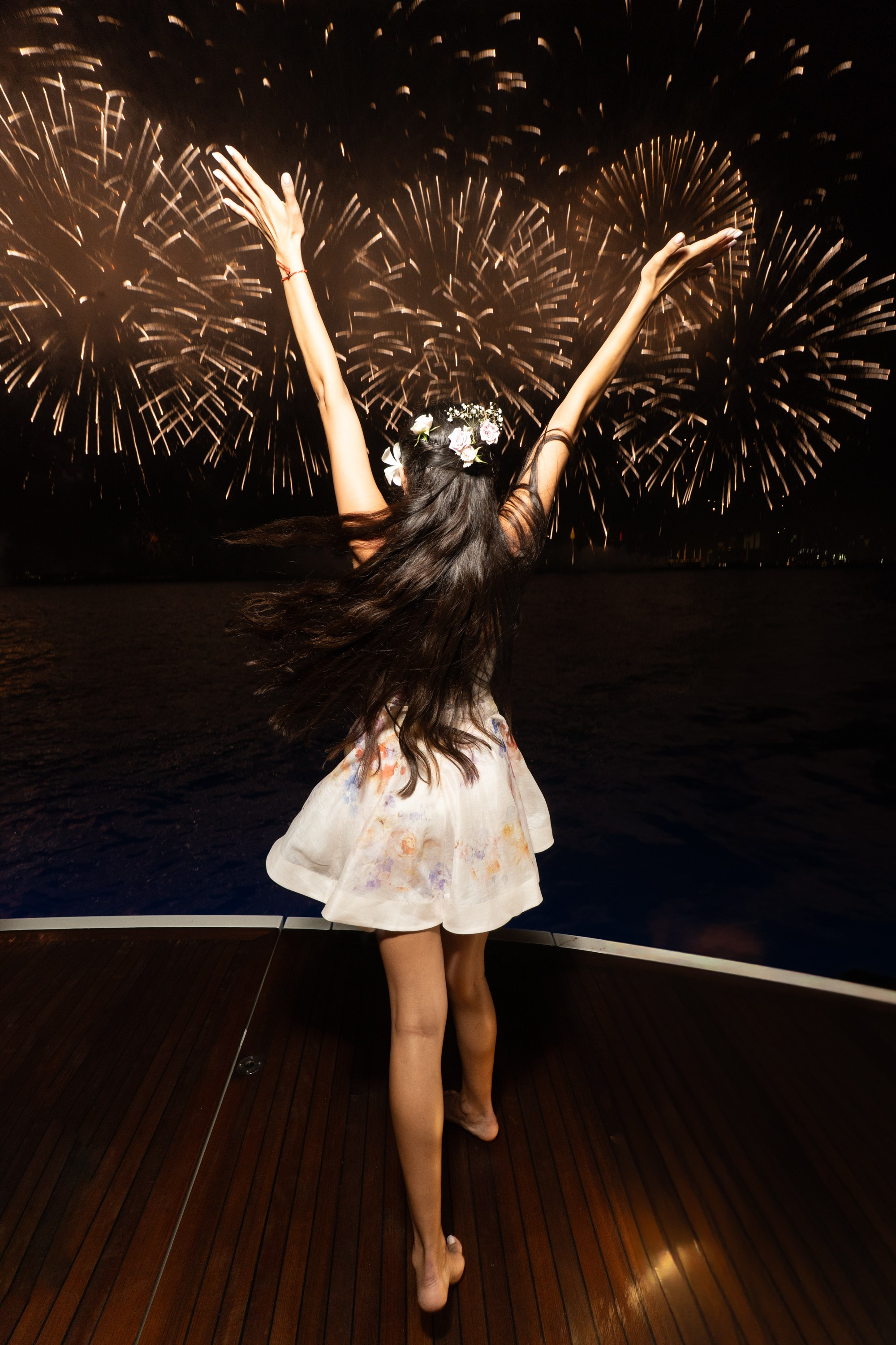 WEDDING. Photo and video production. Editing & retouching services. Training