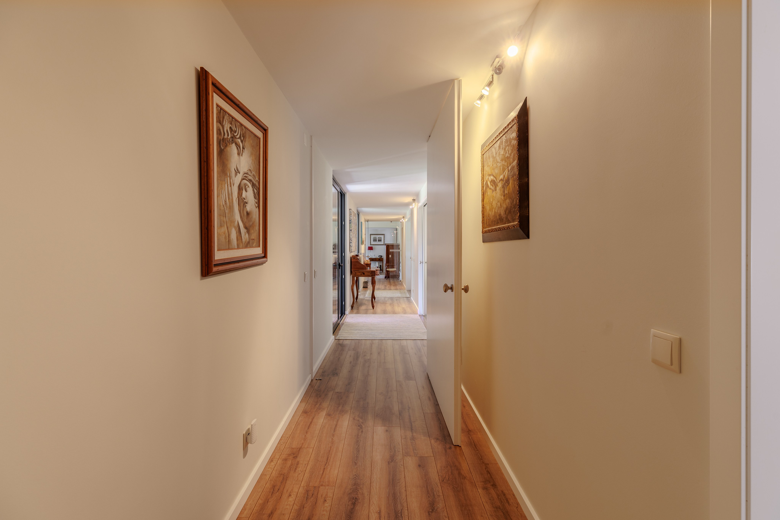 Professional Real Estate Photography – Paulo Marques Photography. Paulo Marques Photography