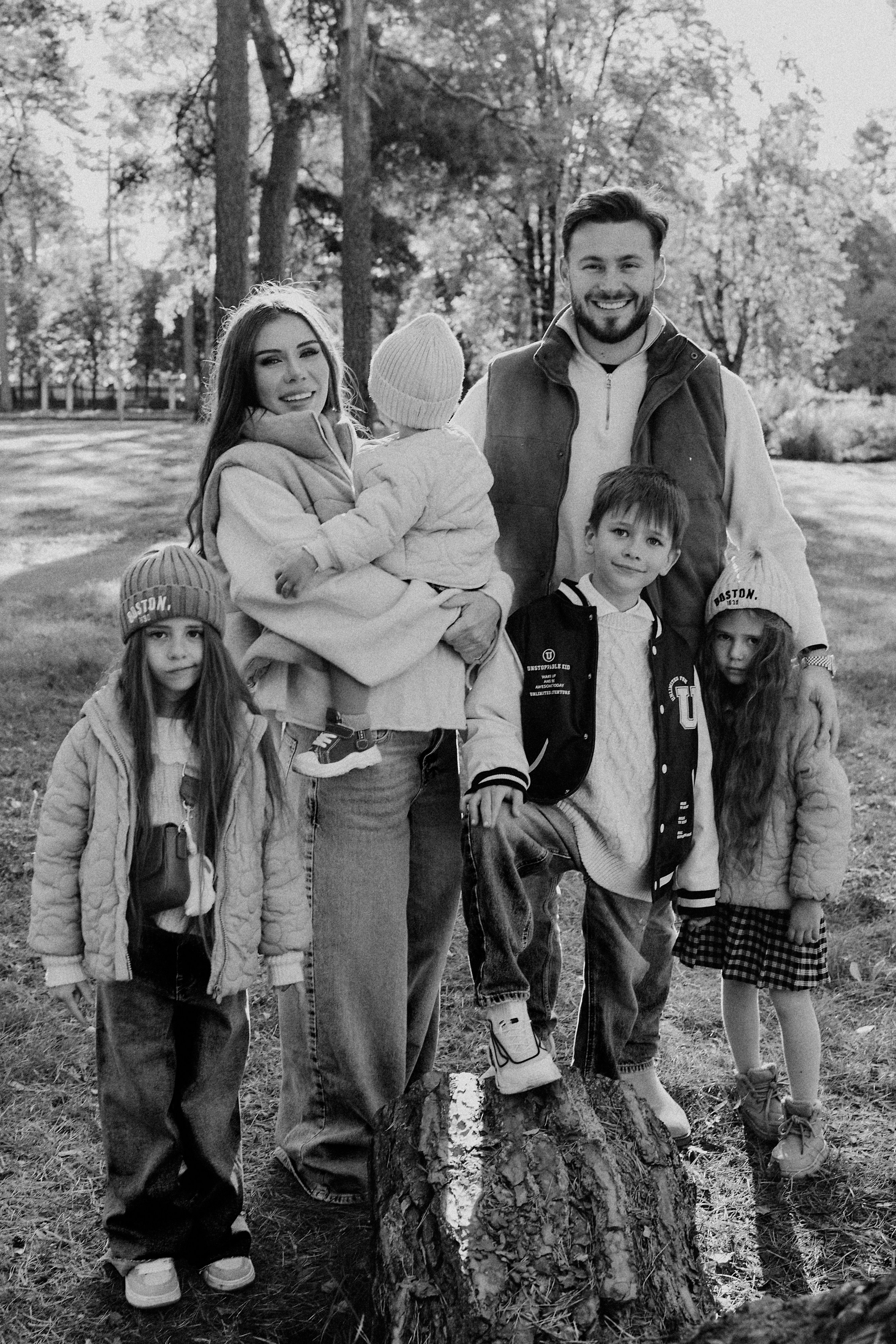 Family photo shoot for a millionaire blogger. Destination wedding and fashion photographer in Riga Igor Davidovich