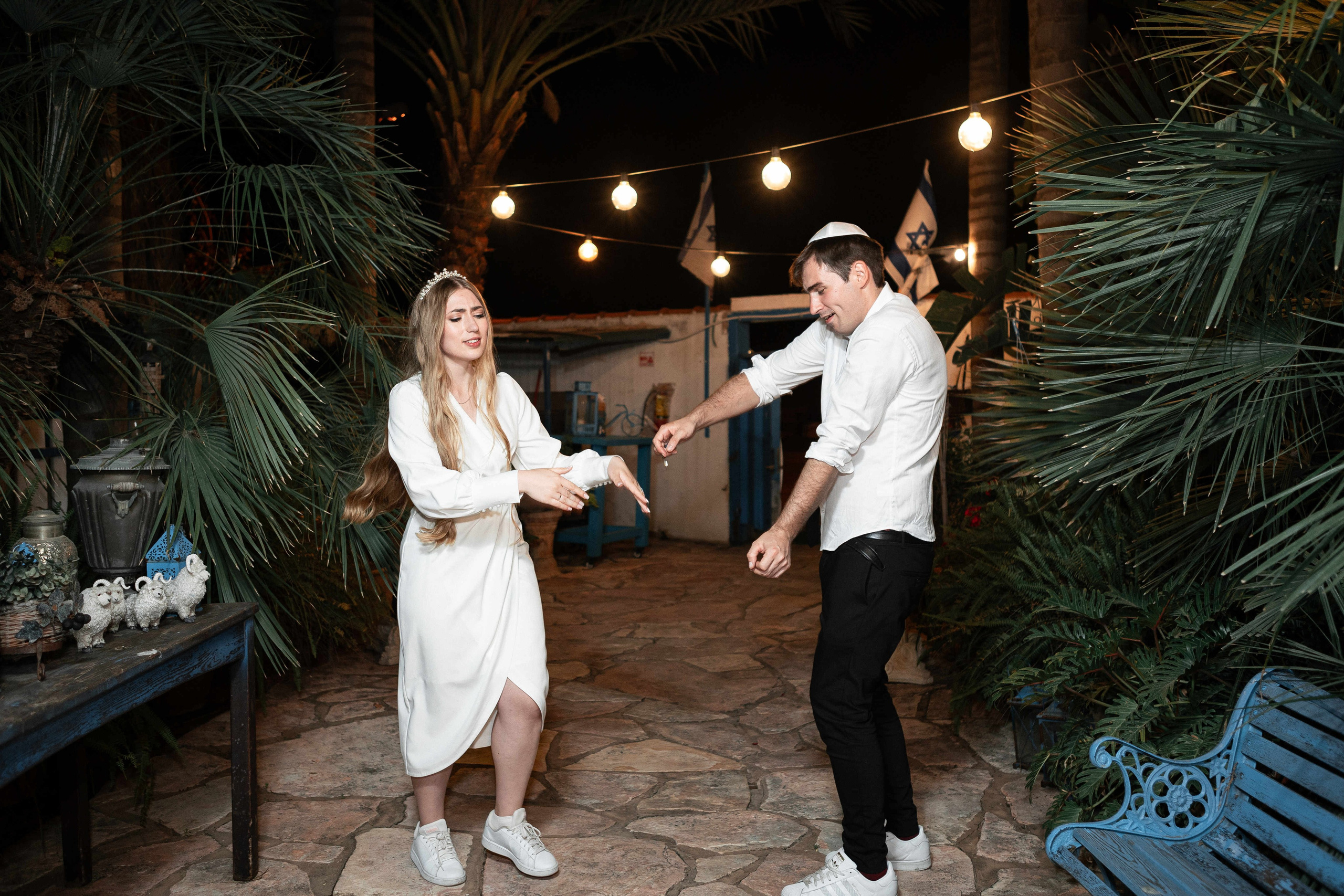 WEDDING IN A COZY PLACE NEAR TEL AVIV. PHOTOGRAPHER IN ISRAEL