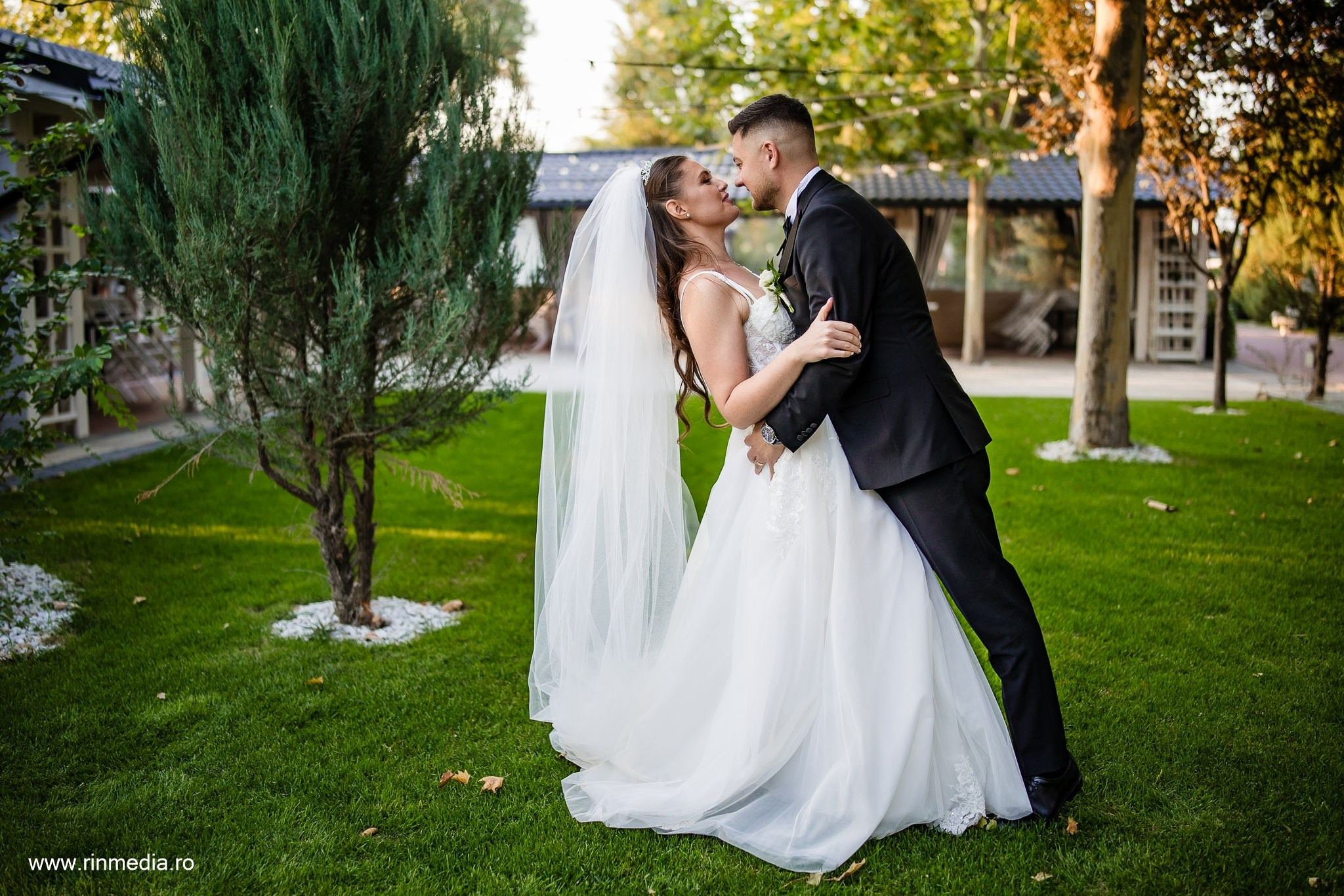 Ciprian & Madalina. Fotograf de Nunta Focsani