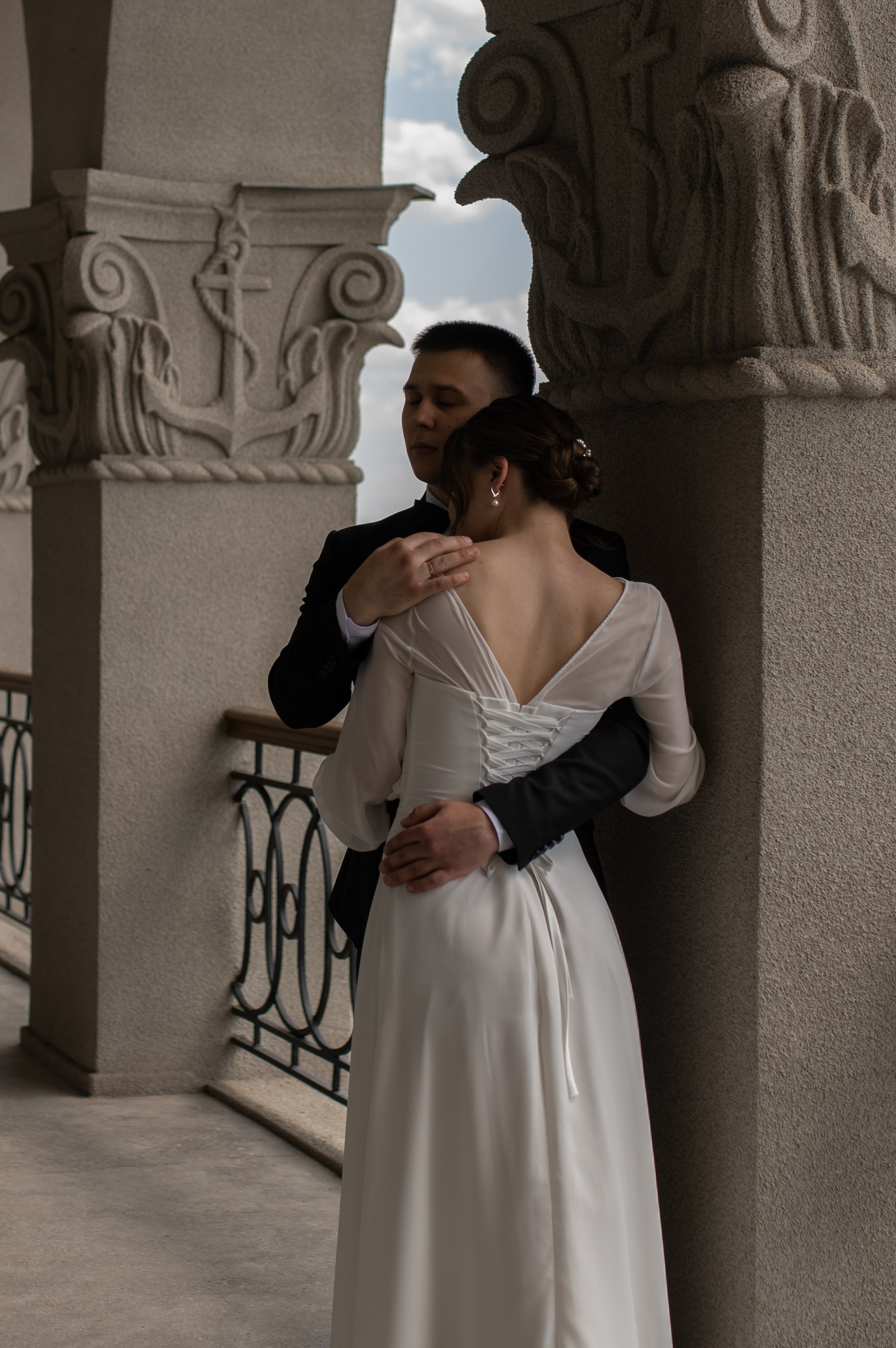 Smile. Wedding and commercial photographer