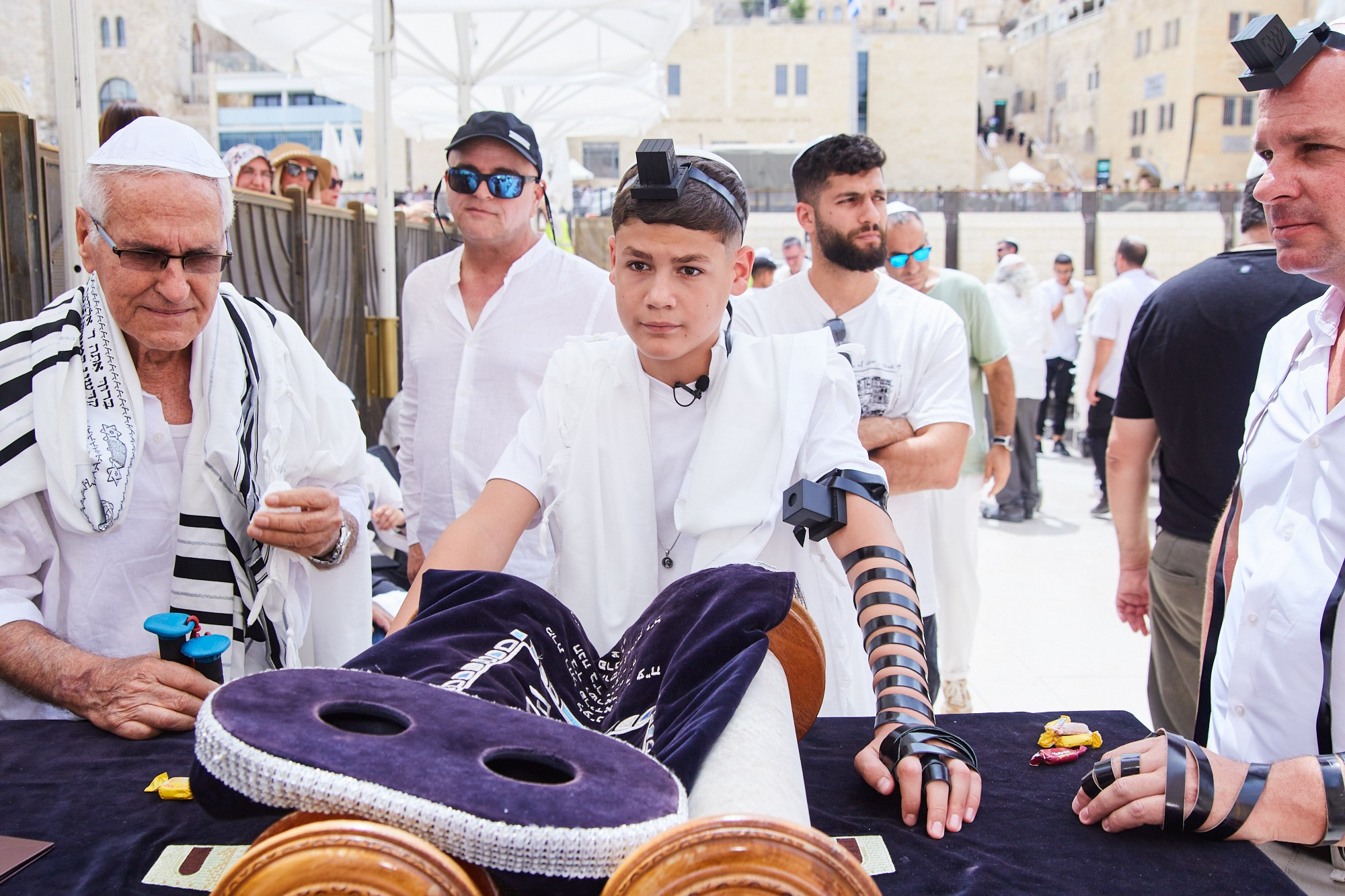 Бар-мицва на Котеле 2. Портретный и репортажный фотограф в Израиле Рома Бирман