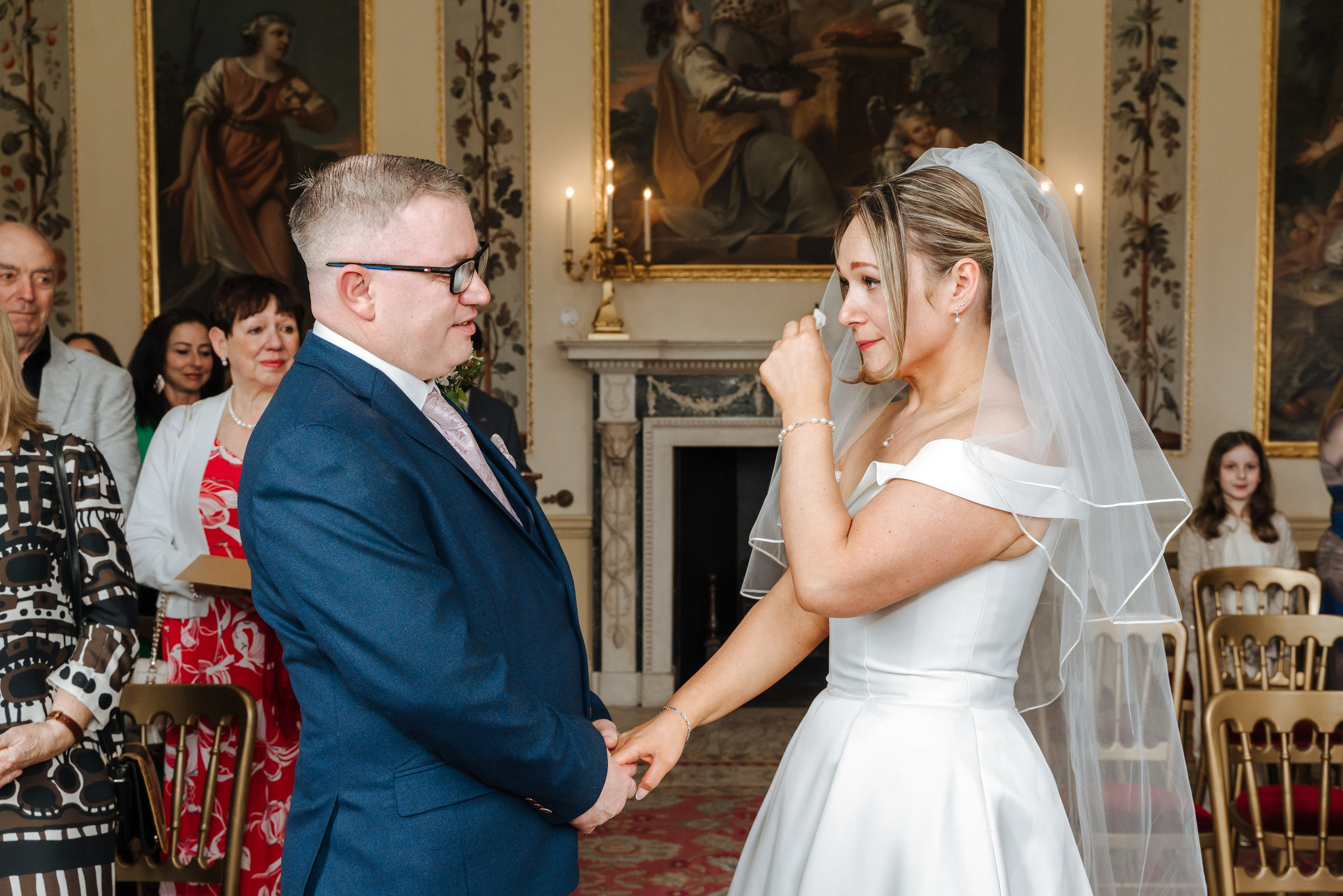 Luke and Nicola’s wedding at Danson House. Photographer in England Ekaterina Romanova