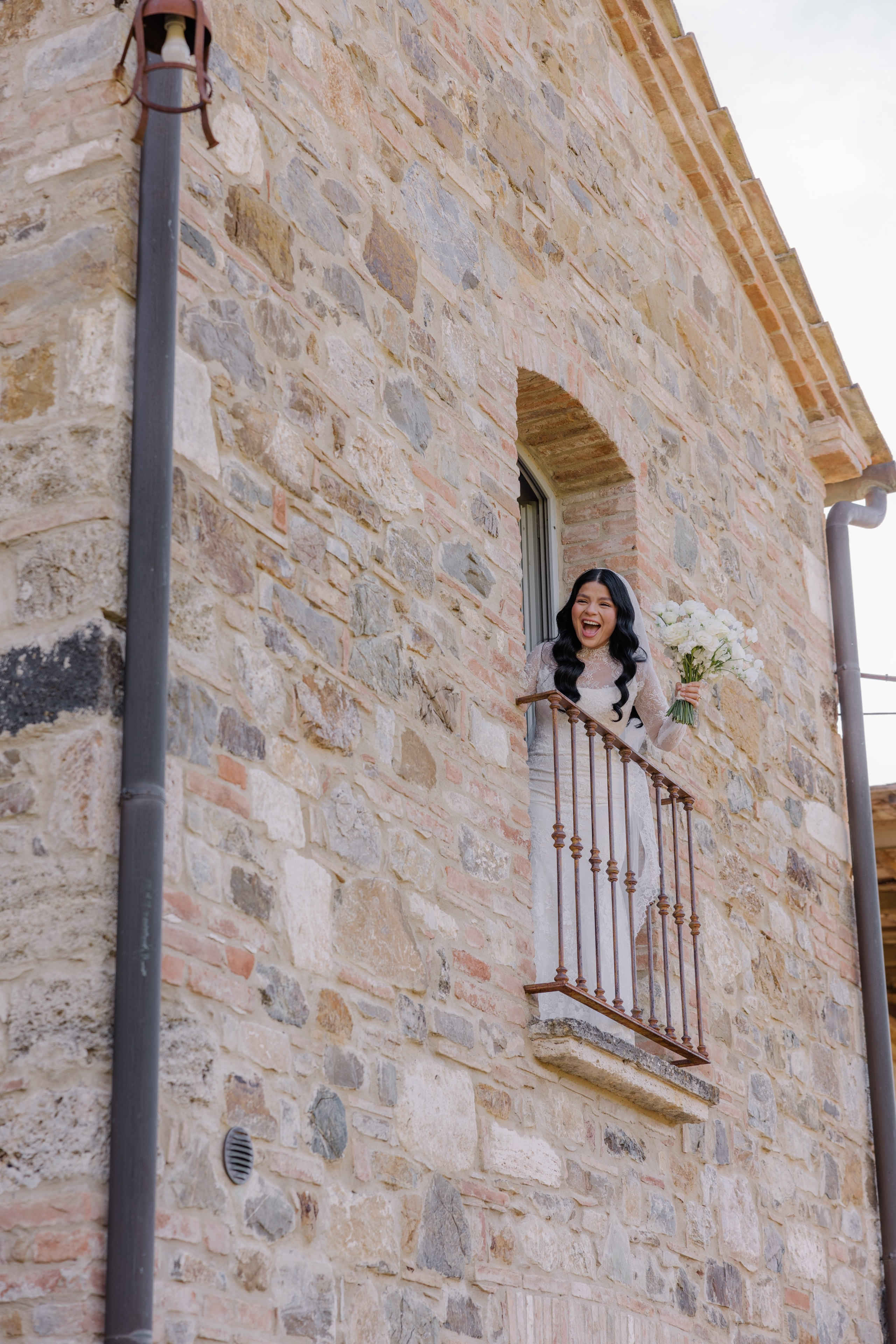 Mitcell&Melanie digital. Wedding photographer Italy