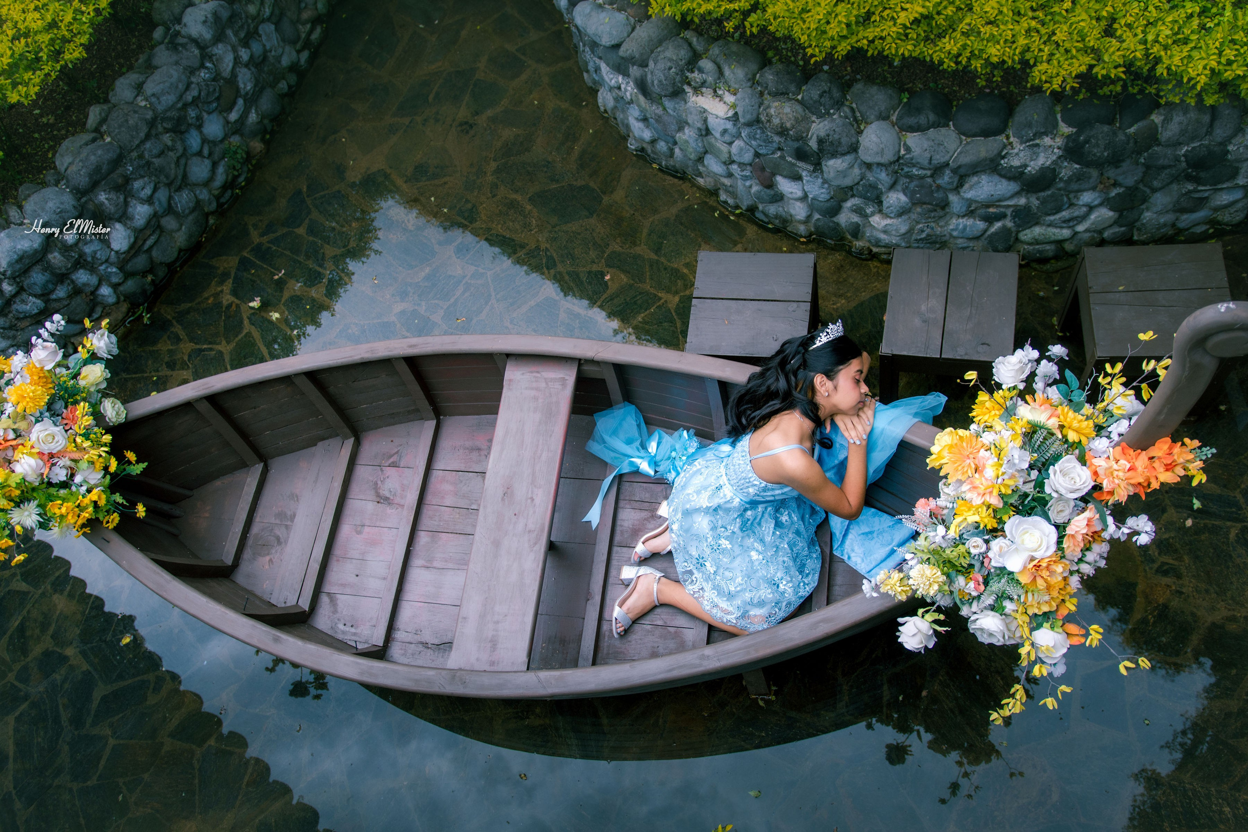 XV AÑOS. Henry Elmister fotógrafo de alta Verapaz Guatemala