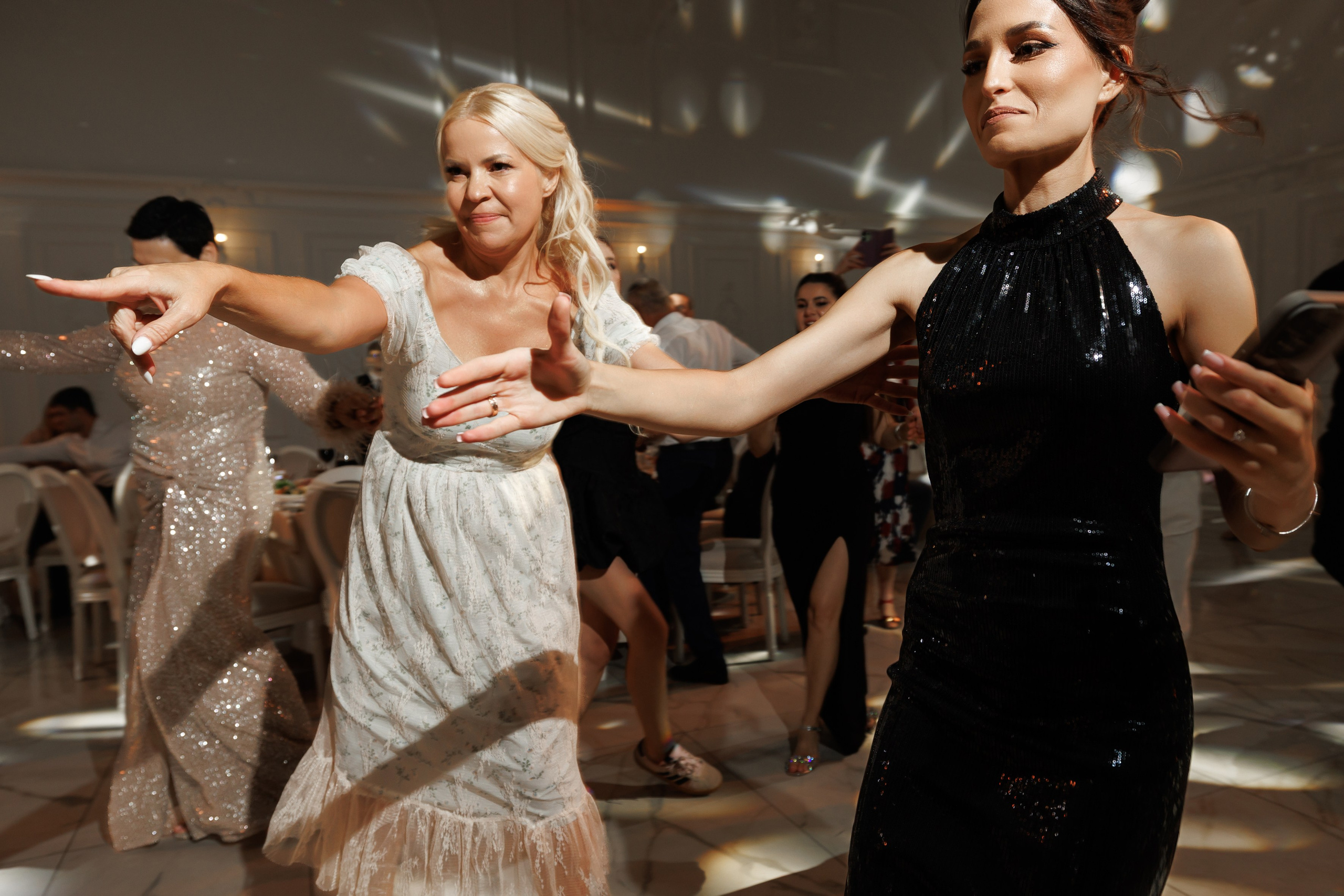 Fotograf nunta chisinau. Dinu Malancea. Dinumalancea.com — fotograf de nunta si familie. Moldova, Romania, UE