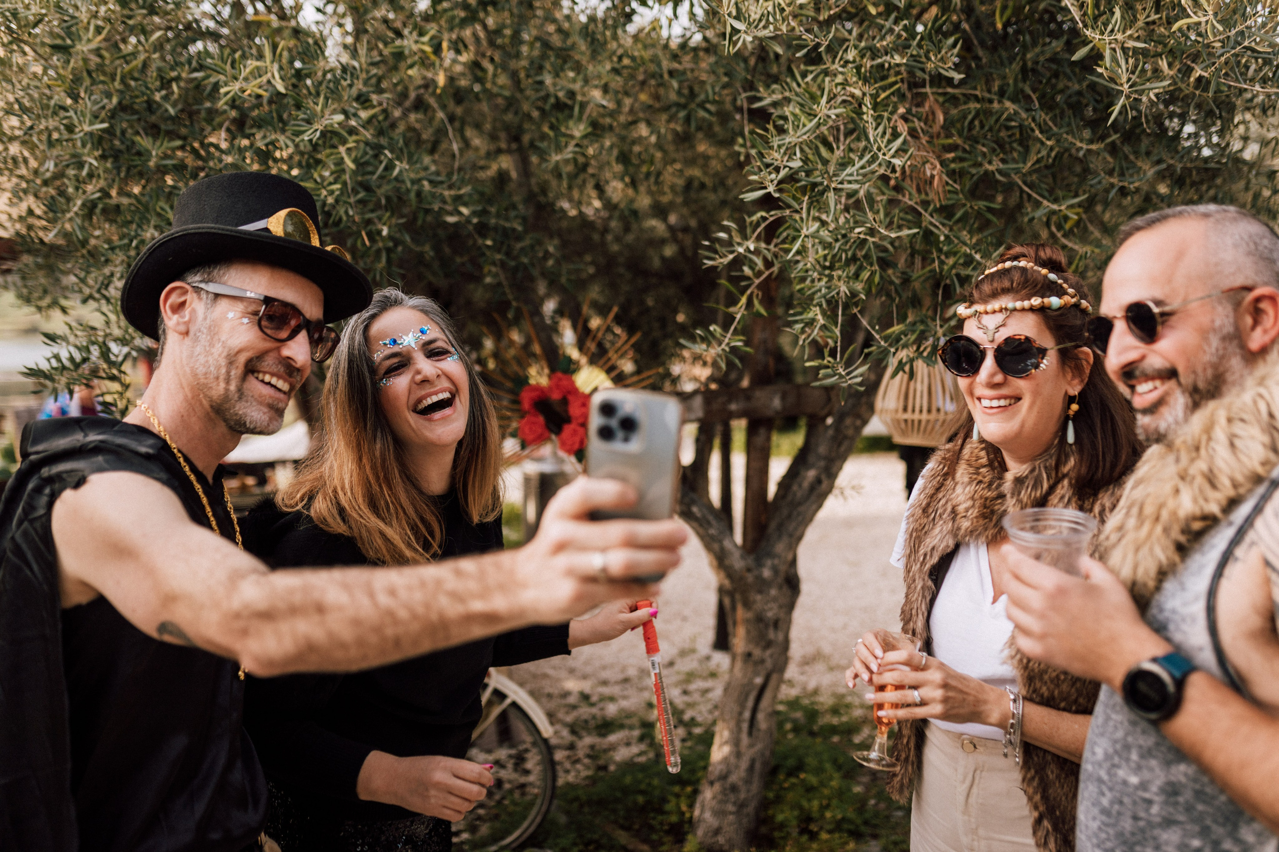 Daytime/Outdoor events. Photographer Alina Sparrow