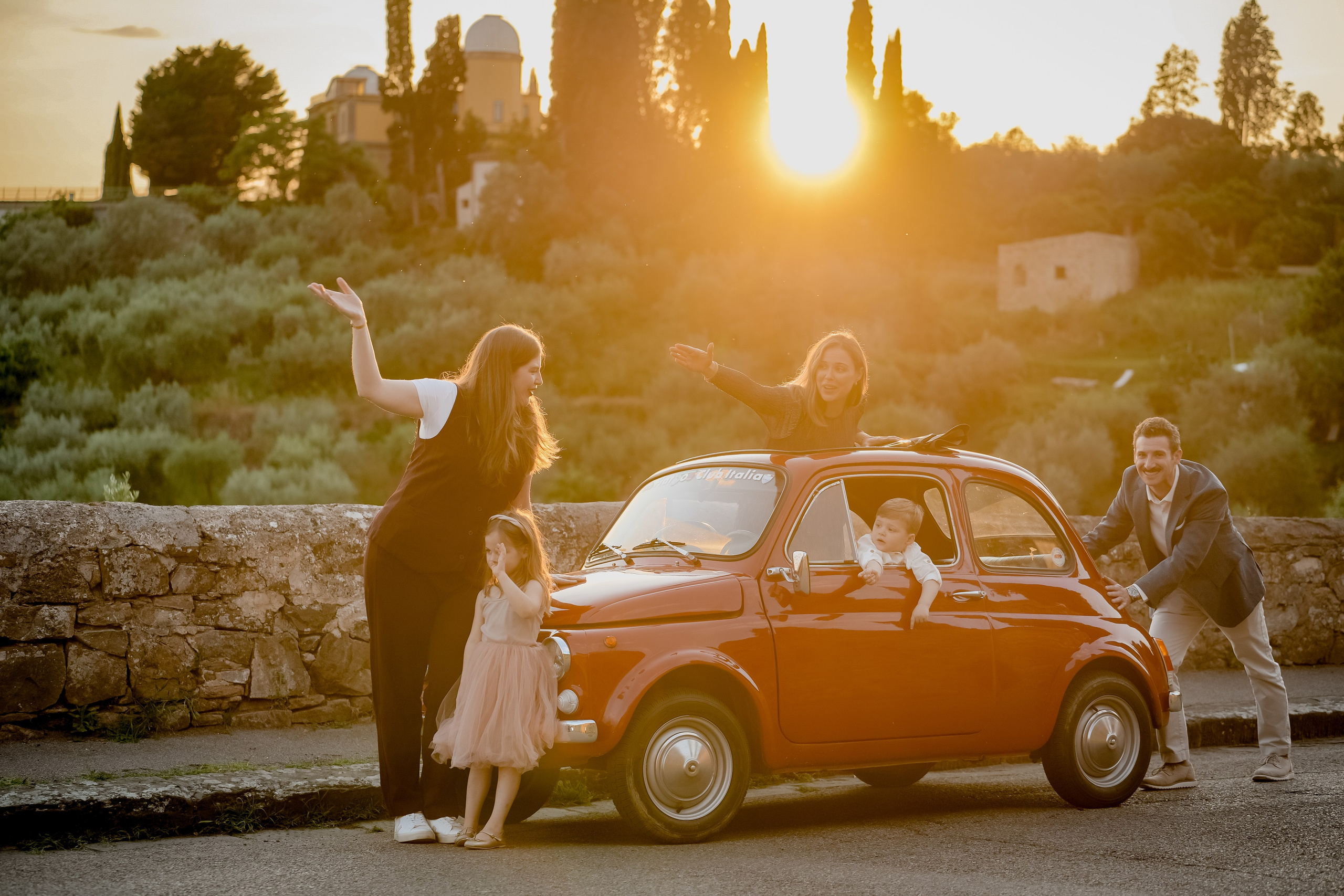 Jessica & Family. Wedding Photographer in Italy