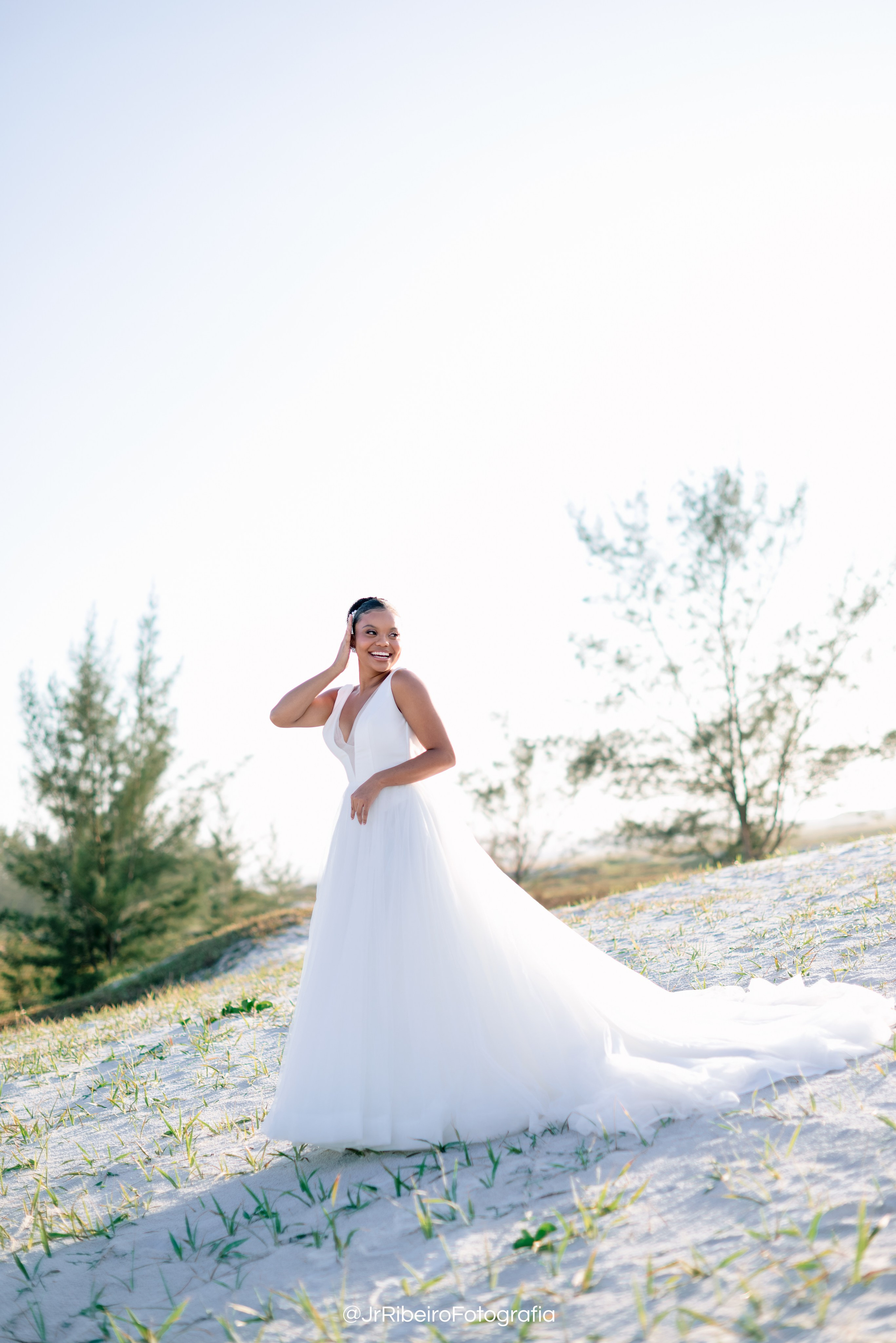 Véu & Mar | Editorial. Junior Ribeiro Fotografia