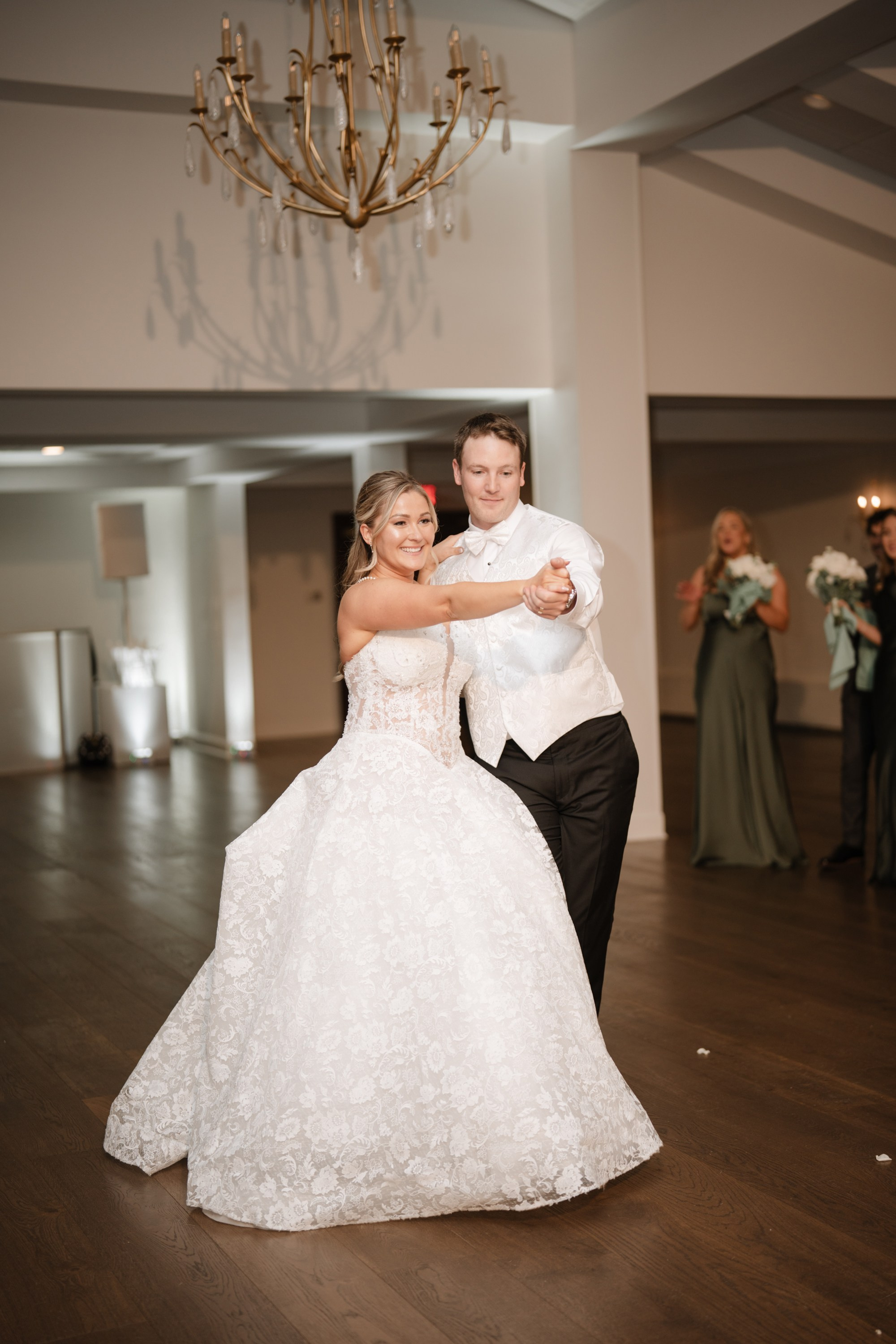 Justyna and Michael’s wedding — Port Jefferson, NY. Portrait and wedding photographer in New York