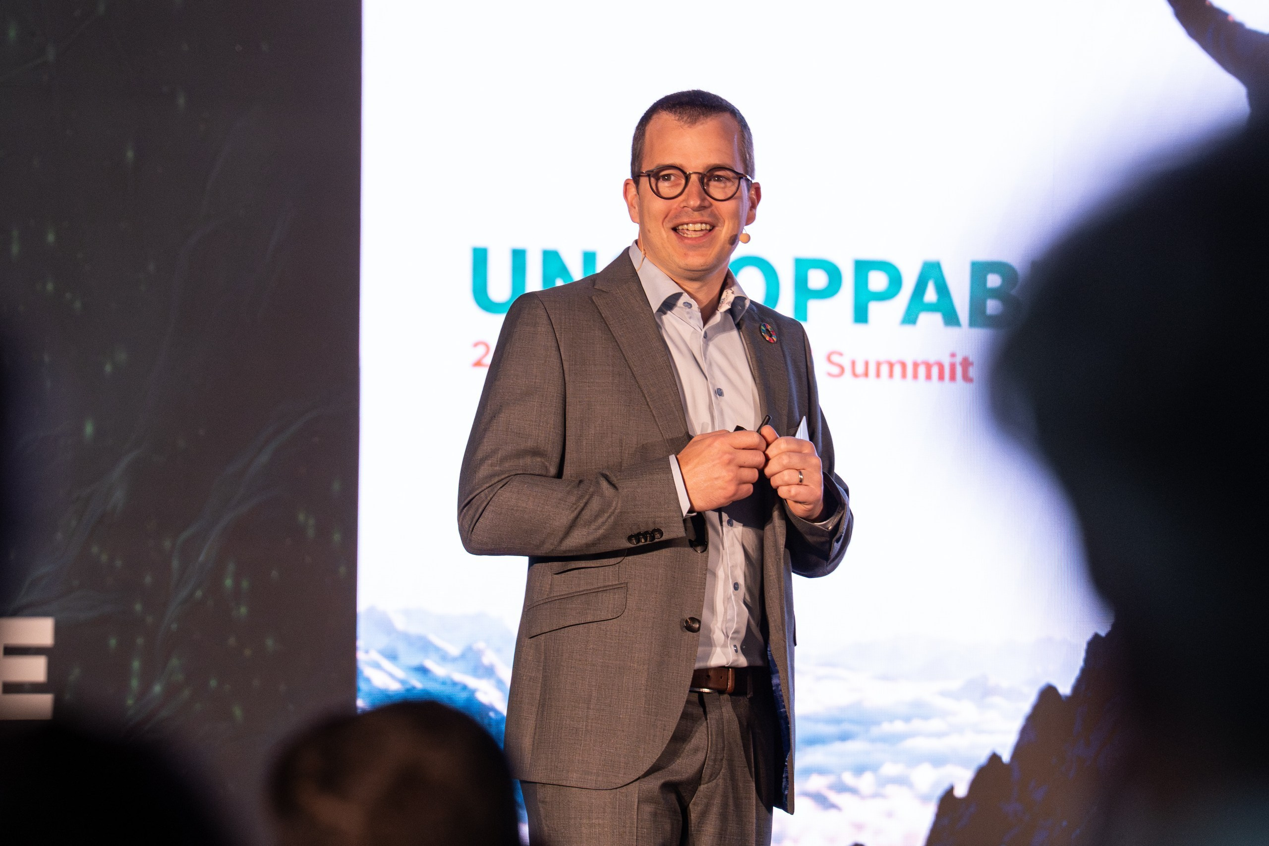 Corporate. Filipe Pires • photography & video