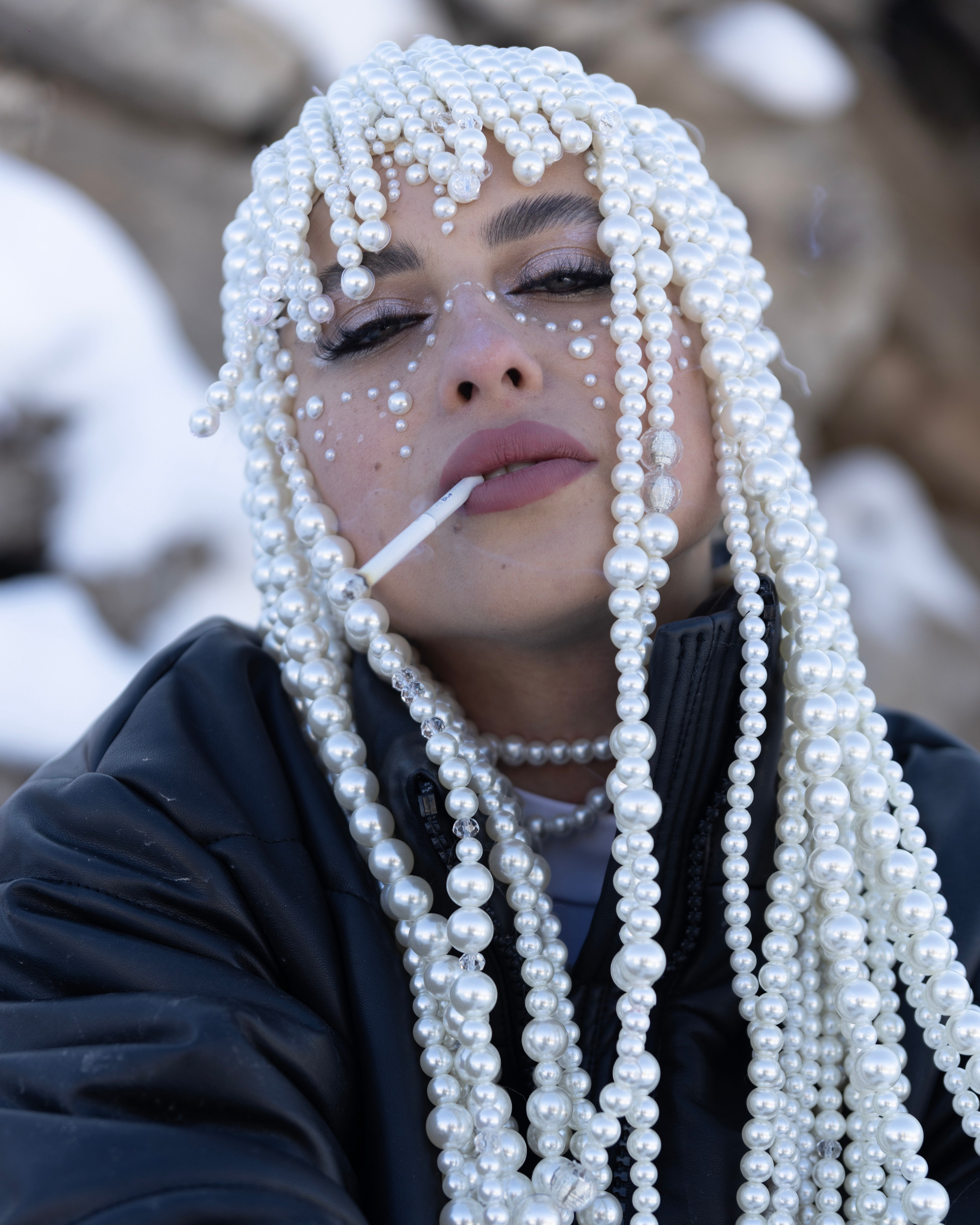 Глубокая ретушь. Аяна Крапивкина — профессиональная ретушь и AI-визуал