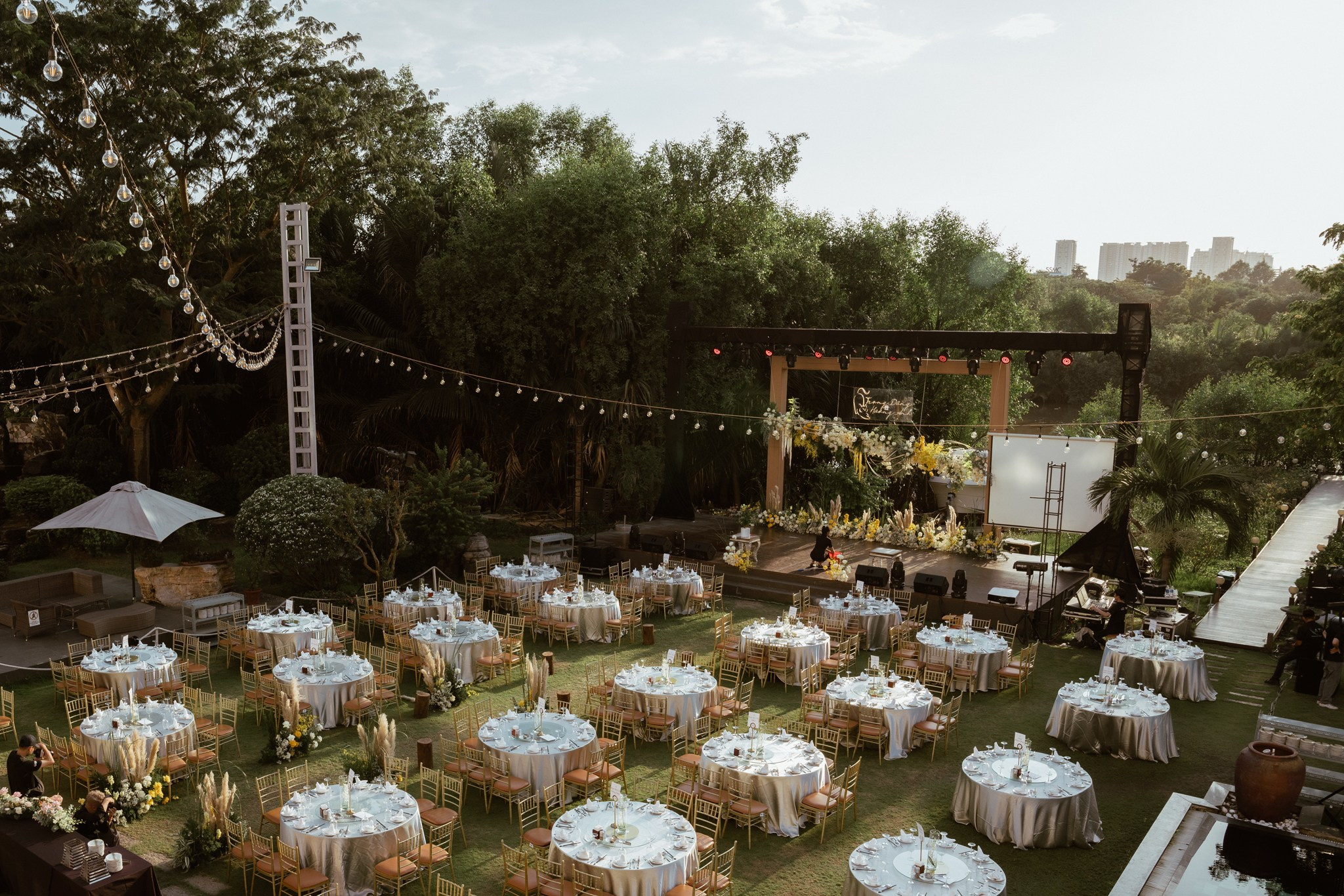 DUNG & ANH. WEDDING PHOTOGRAPHER IN VIETNAM