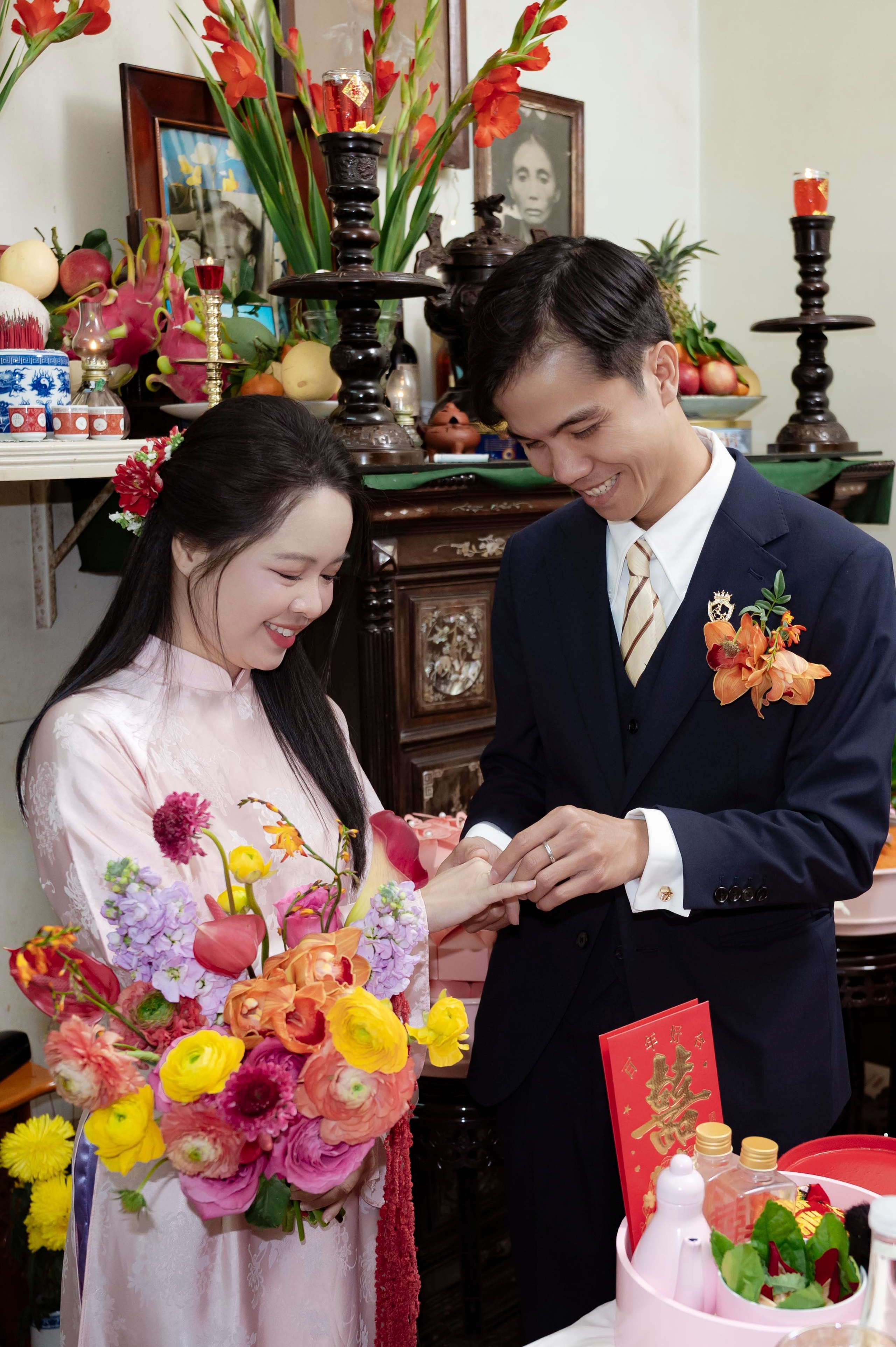 DUC & CHAU. WEDDING PHOTOGRAPHER IN VIETNAM