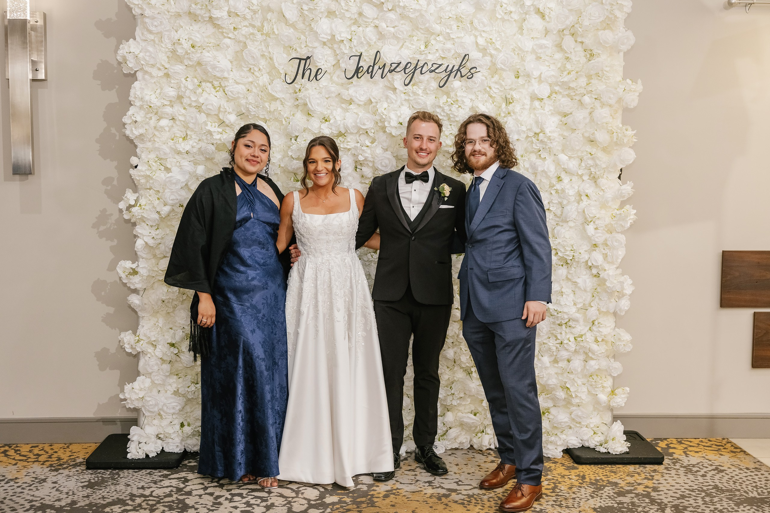 09.06.2025 Wedding. Wedding family event photographer in Chicago Nick Yushevich