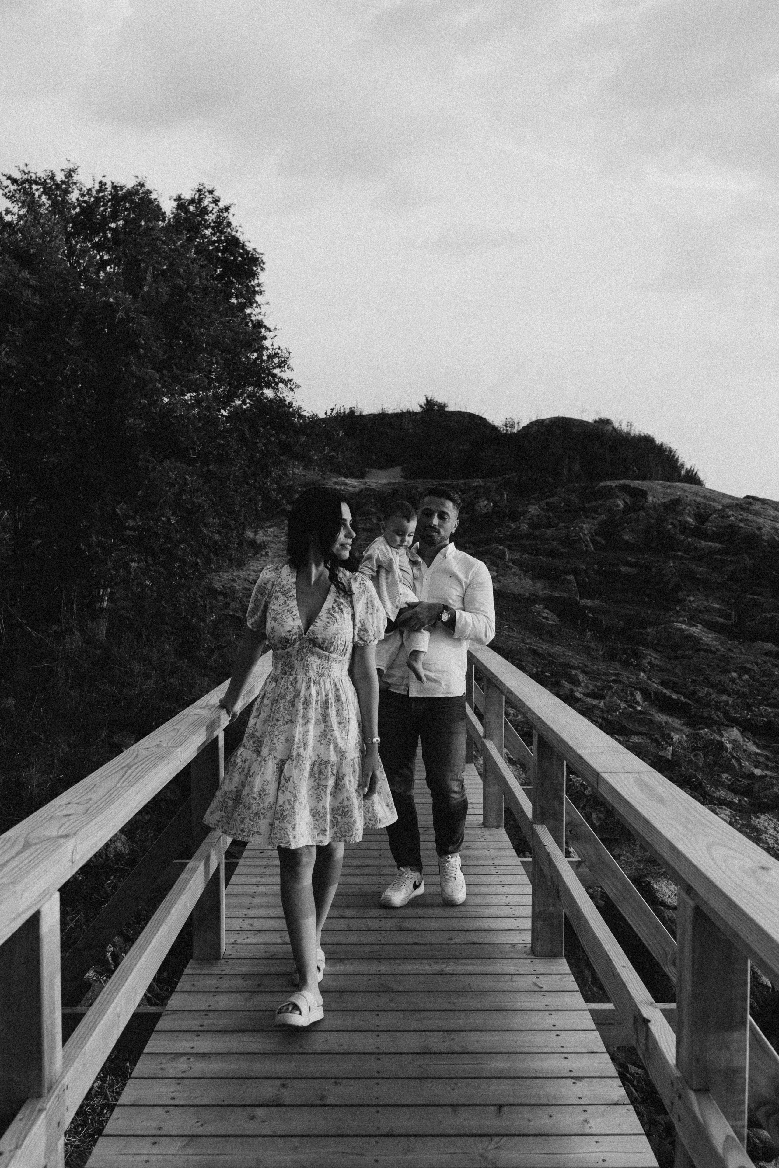 Summer. Wedding and potrait photographer in Helsinki Vickan O