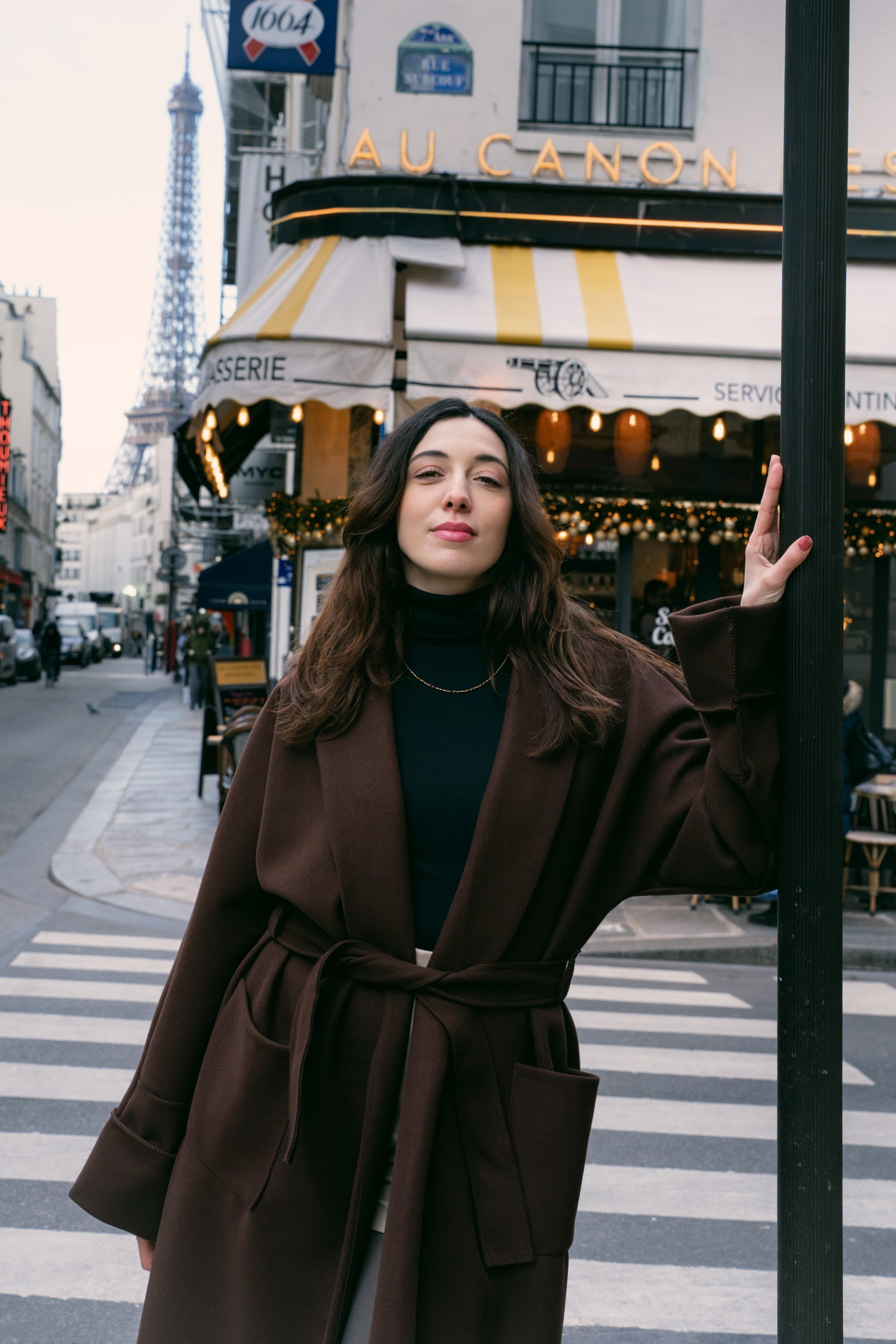Solo Portrait session: Eiffel Tower. Paris Photographer & Videographer
