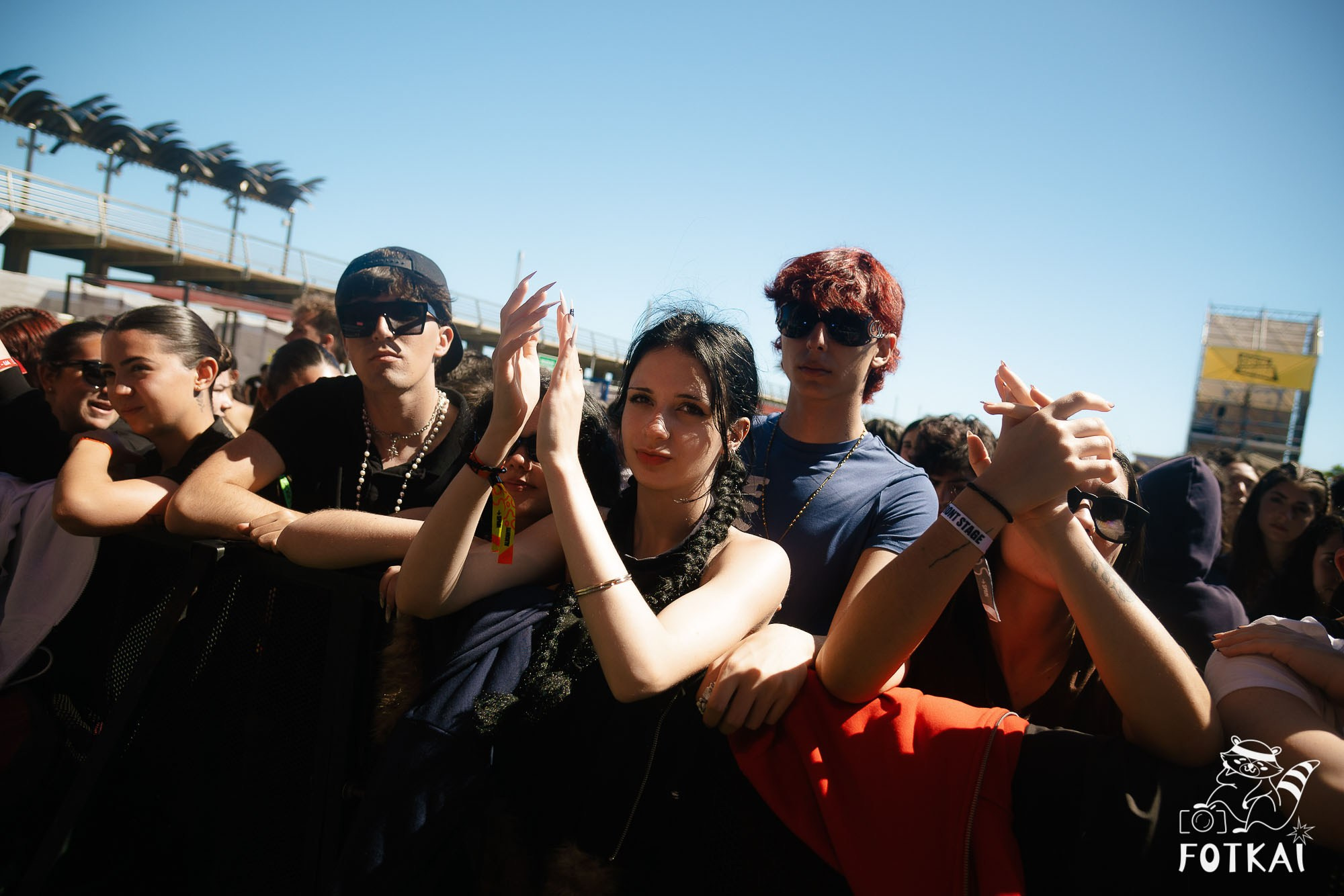 Fotos Costa Sonora 2026 Alicante Día 2 — busca tu foto y encuentra amigos del festival | FOTKAI