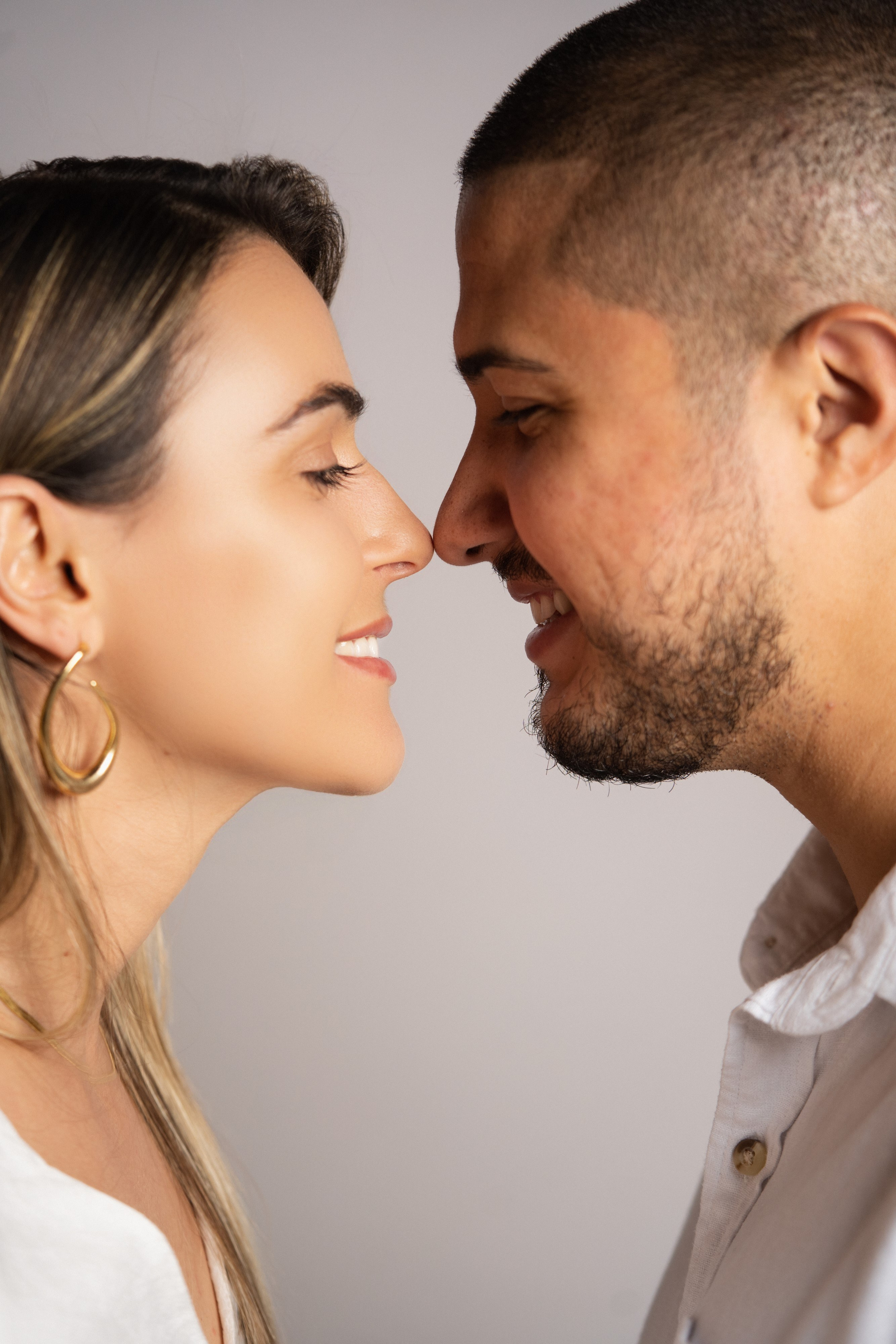 Pré Wedding Estúdio — Tayla e Paulo. Fotógrafo de casamento e Filmmaker de casamento