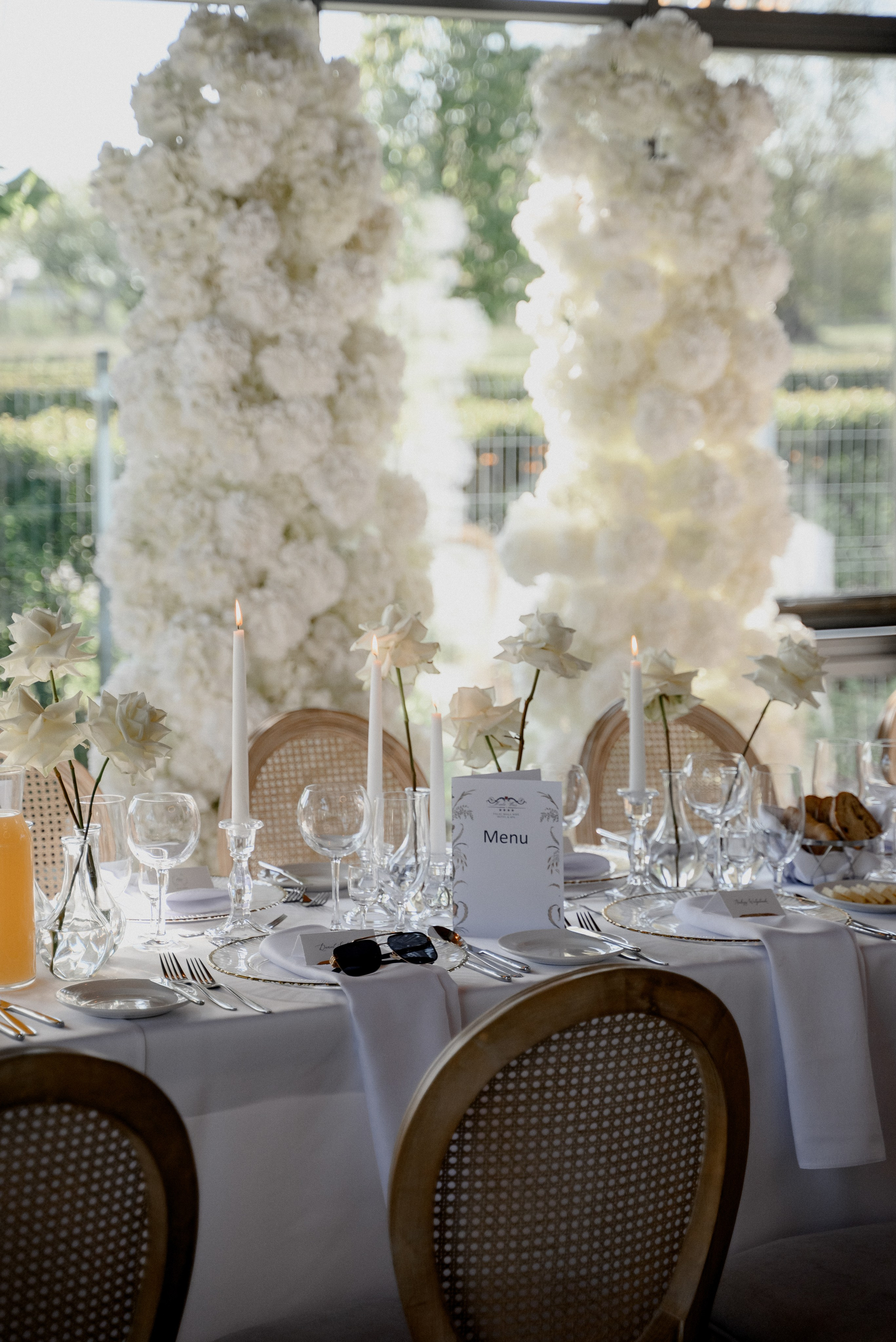 Paula i Marcin wesele w Pałacu Mała wieś 30.04.2024. Wedding photographer Warsaw and Europe