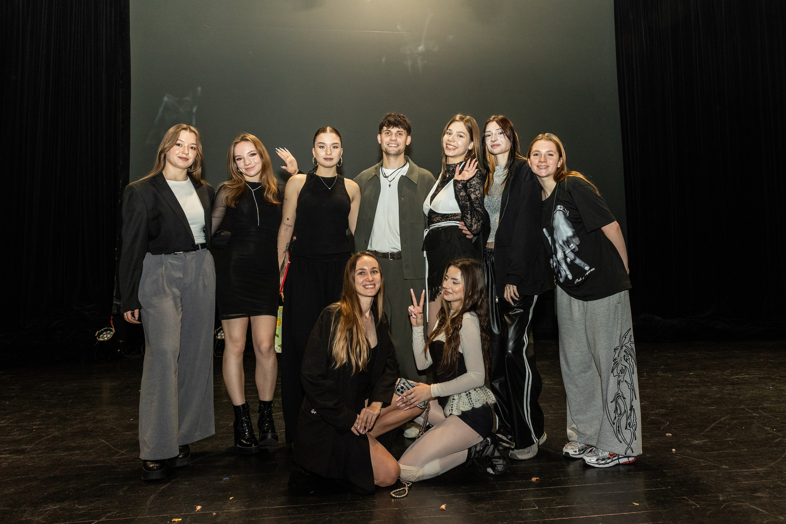 LEO DANCE SHOW WINTER 2025. Семейный и детский фотограф в Варшаве Мила Бобровская