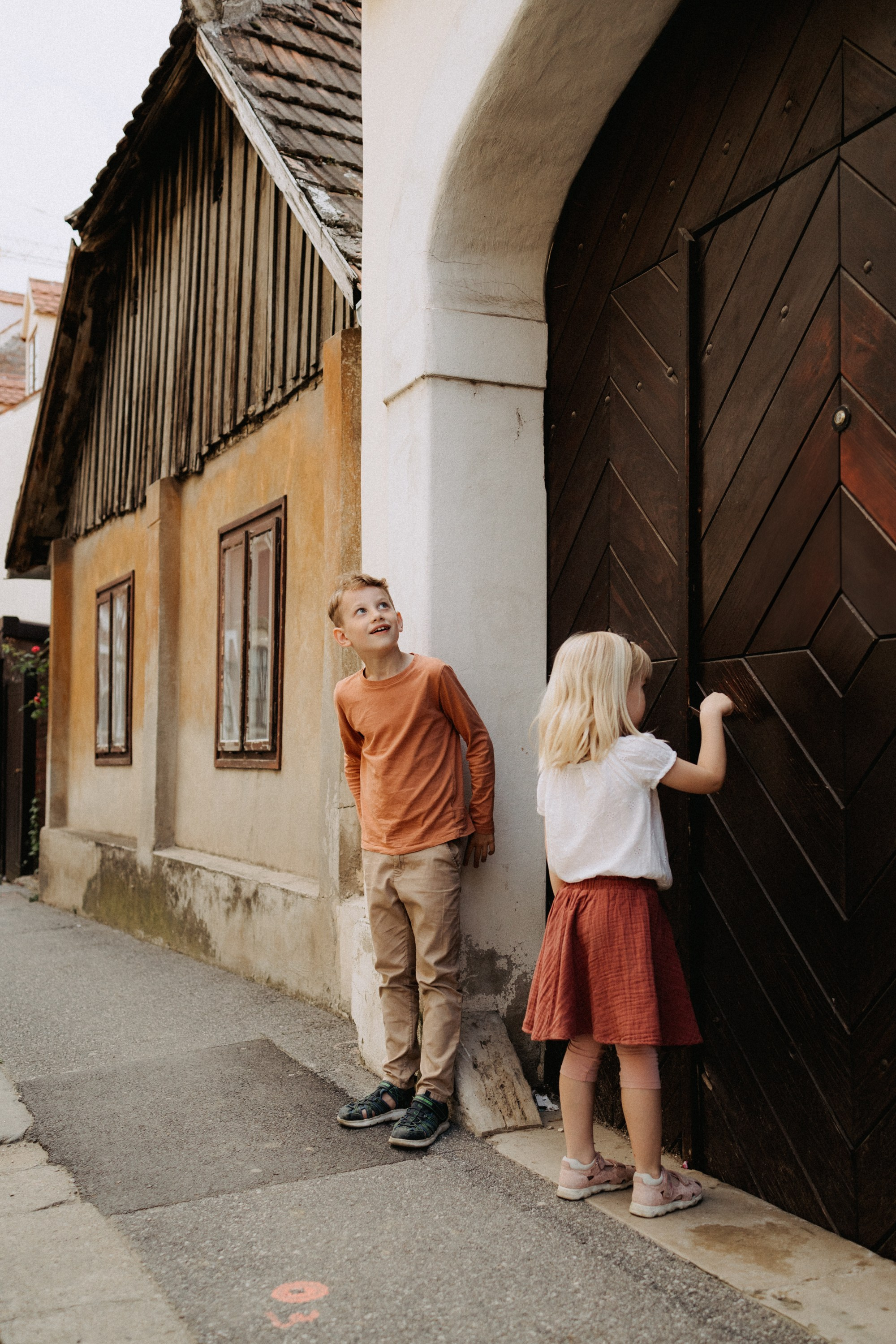 Family in the city. Elena Gorobets. Photographer in Zagreb