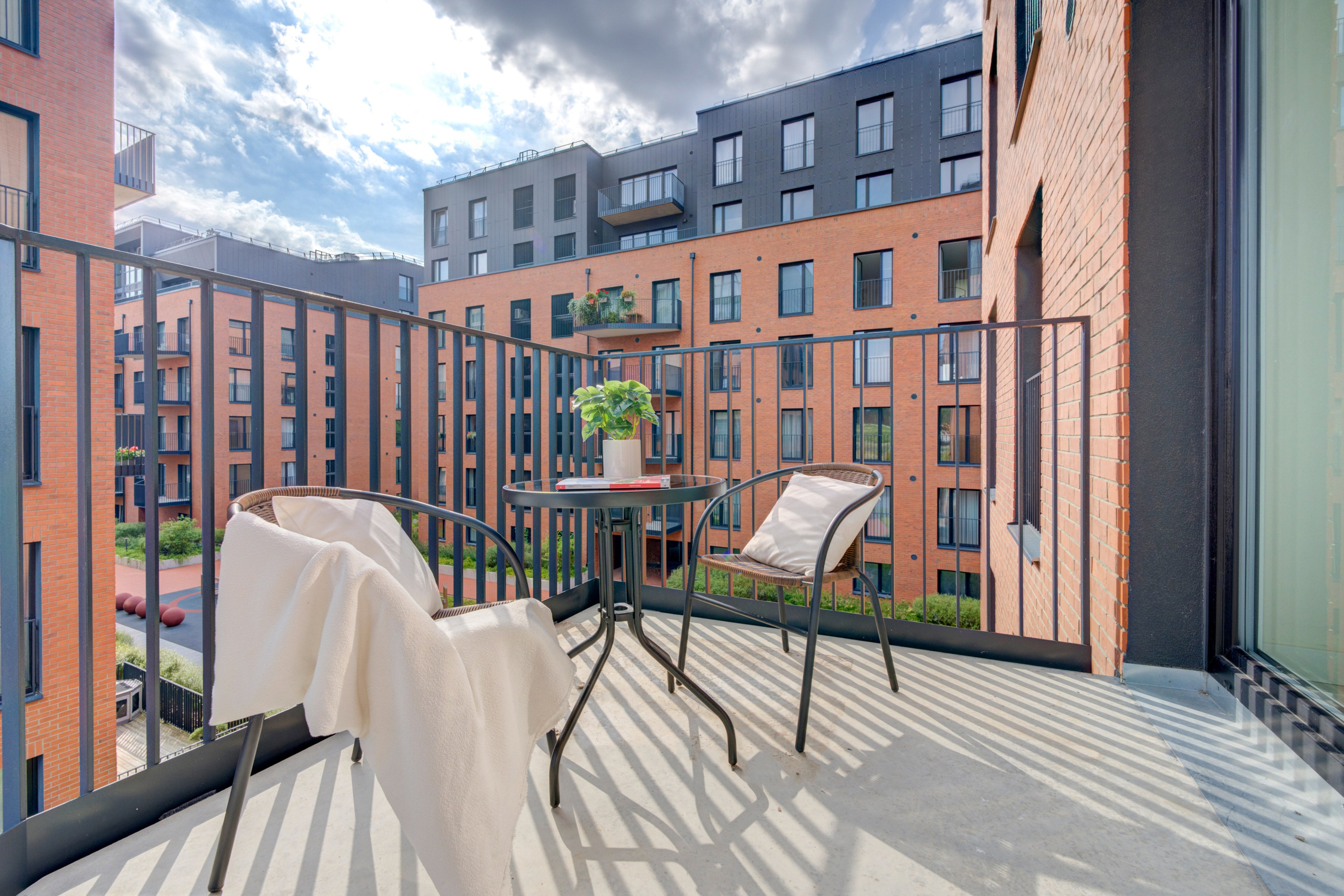 Eigulių g. 7 didelis 1 k. butas su pertvarą. Elina Sapiega fotografė Vilniuje