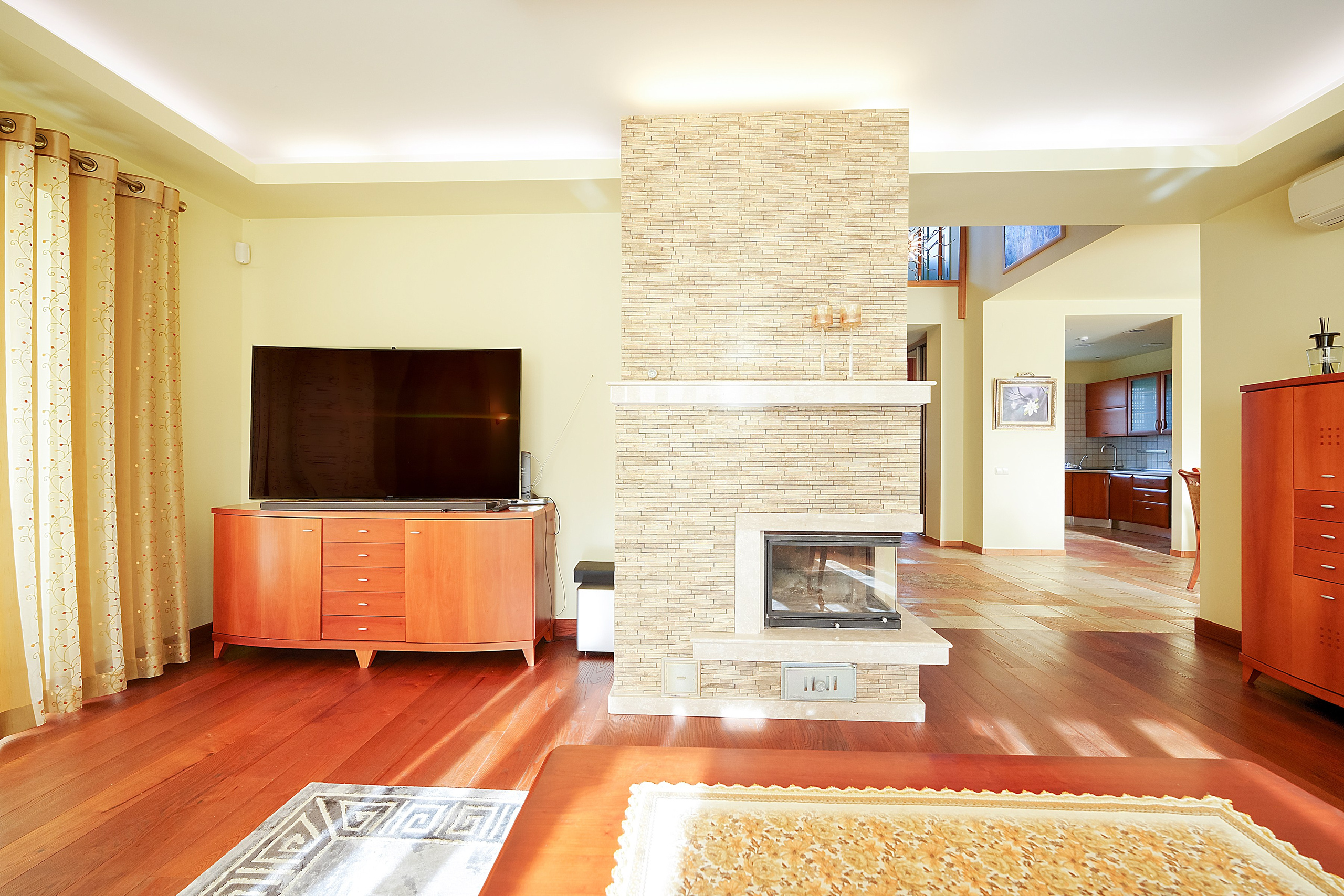 Namo fotografavimas su dronu Vilniuje