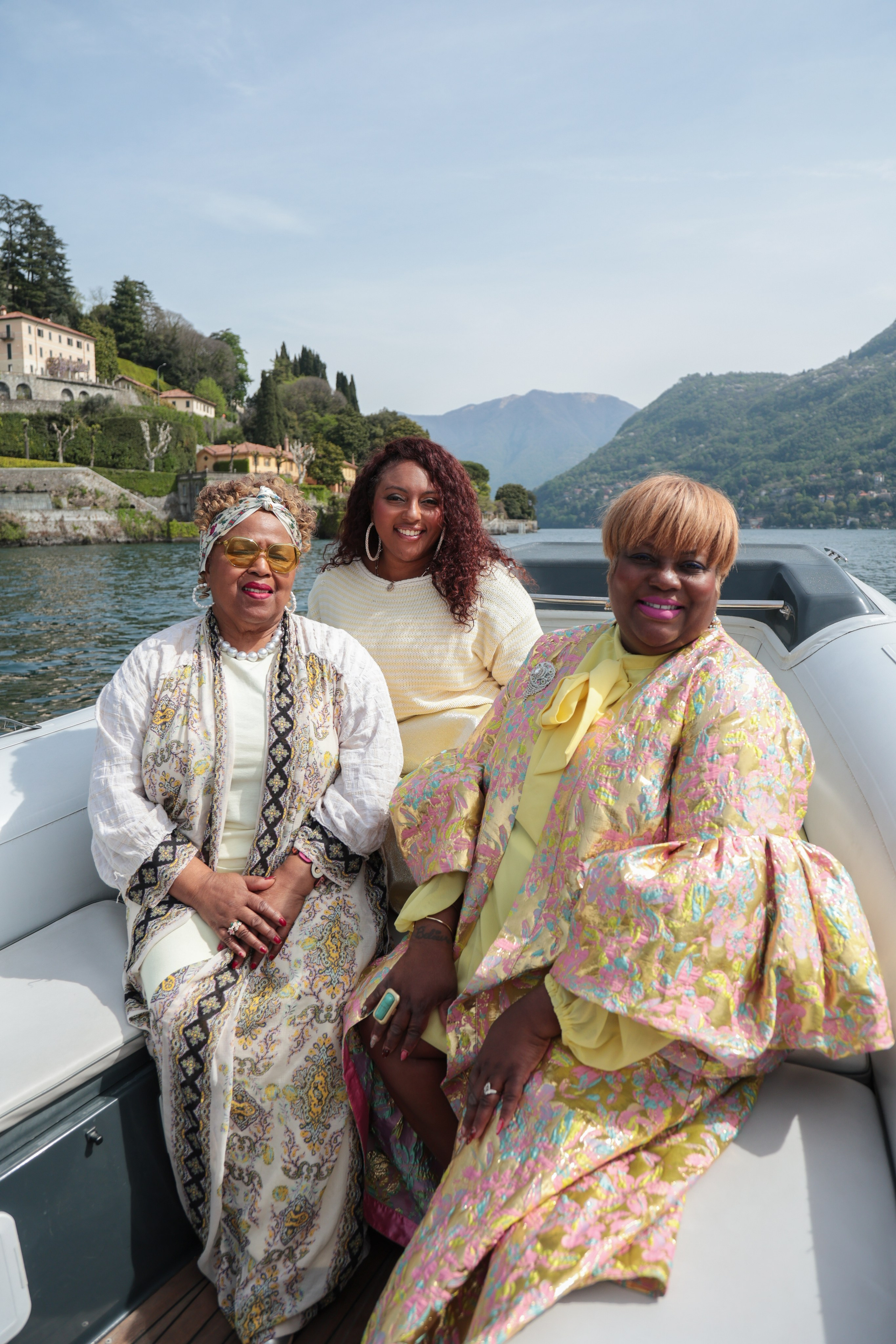 Girls Trip Como. Photographer in Milan |Mila Pro Photo