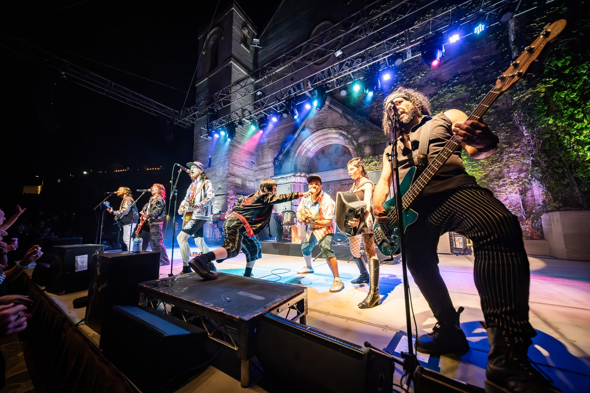 GOGOL BORDELLO / SARATOGA / CA. Reportage concert portrait photography in the San Francisco Bay Area