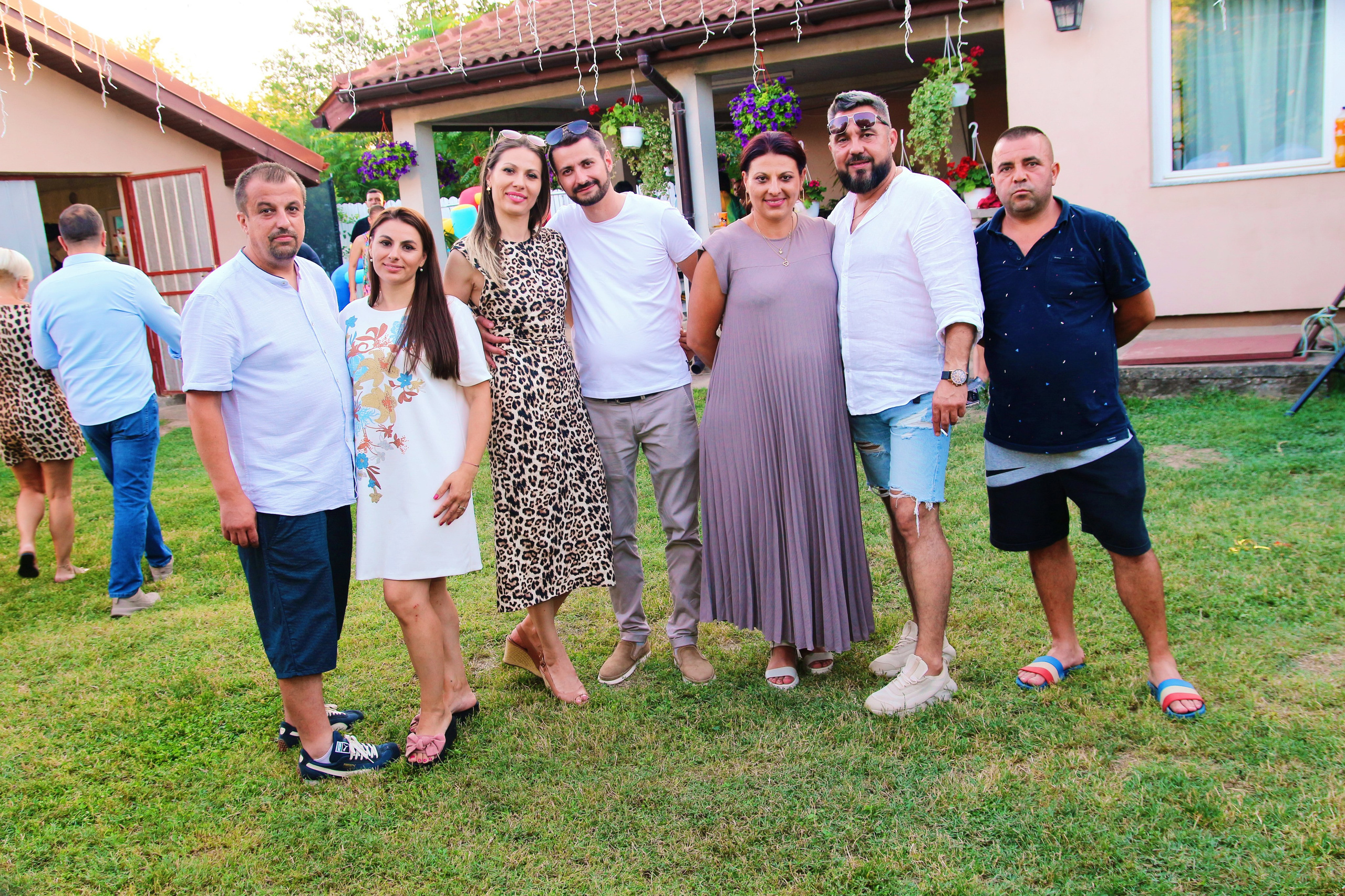 BYZO MEDIA. PETRU BYZO - family and children photographer in ROMANIA