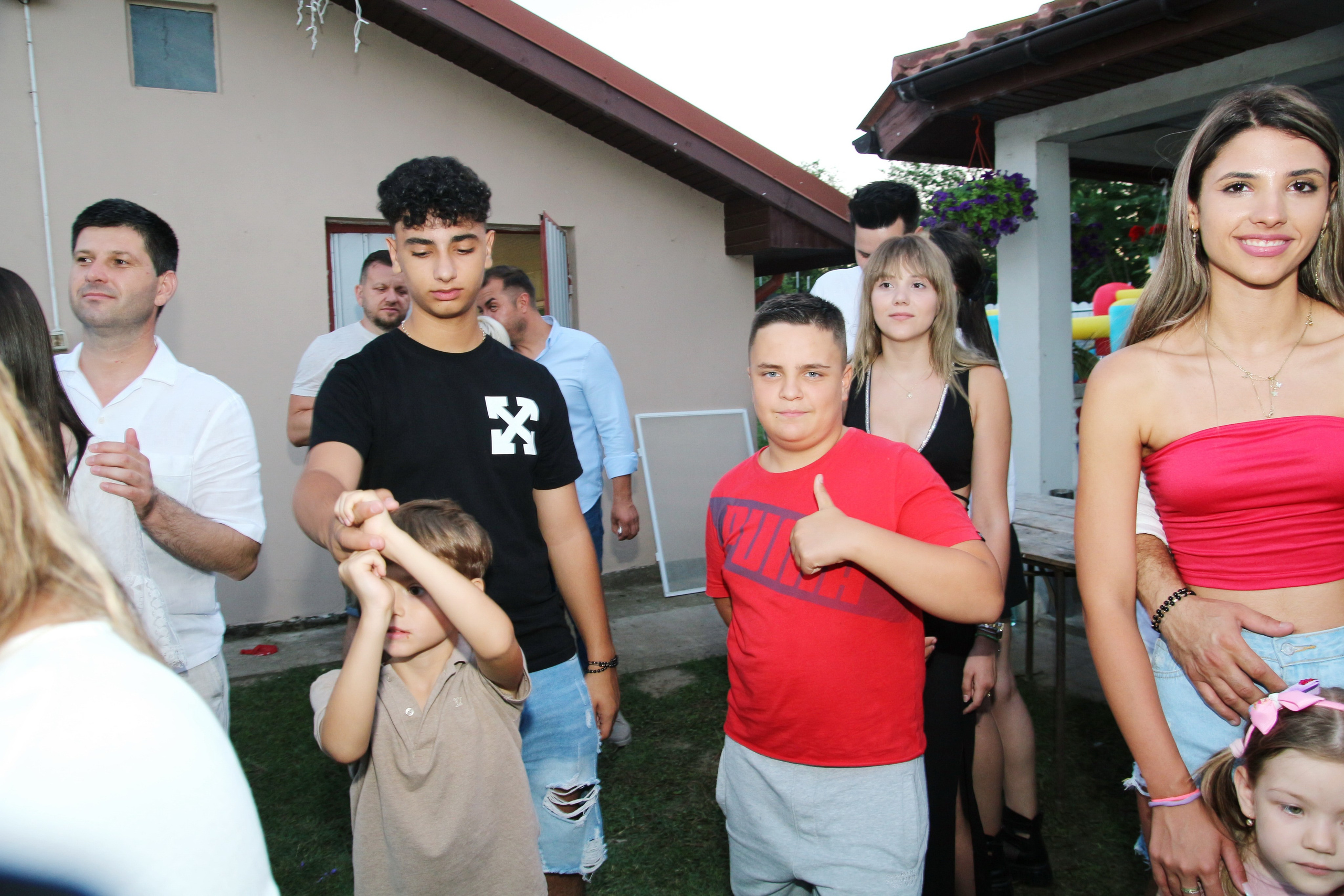 BYZO MEDIA. PETRU BYZO - family and children photographer in ROMANIA