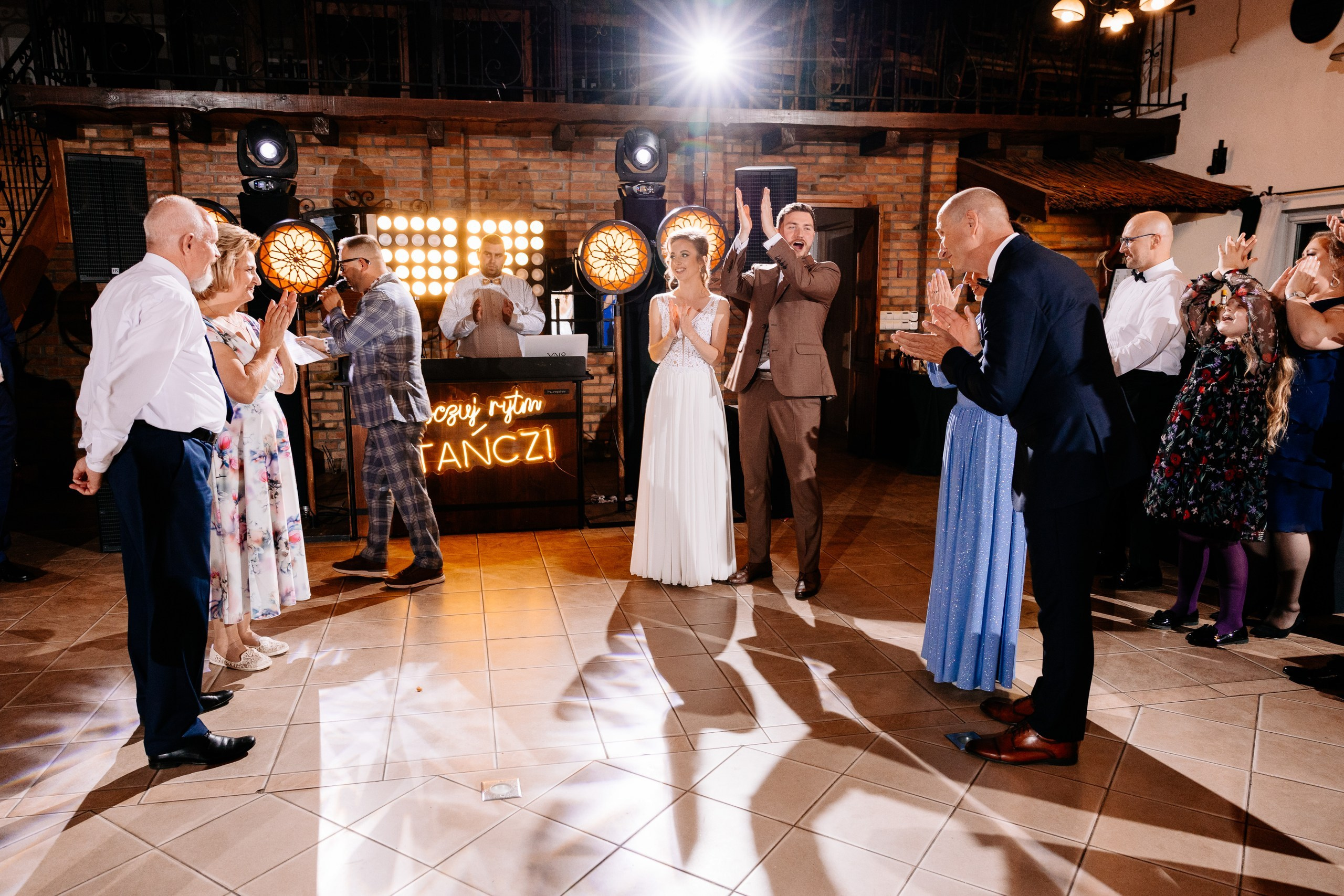 Basia ♡ Bartek. Fotograf Ślubny Warszawa - Sesje Biznesowe Rodzinne Eventy