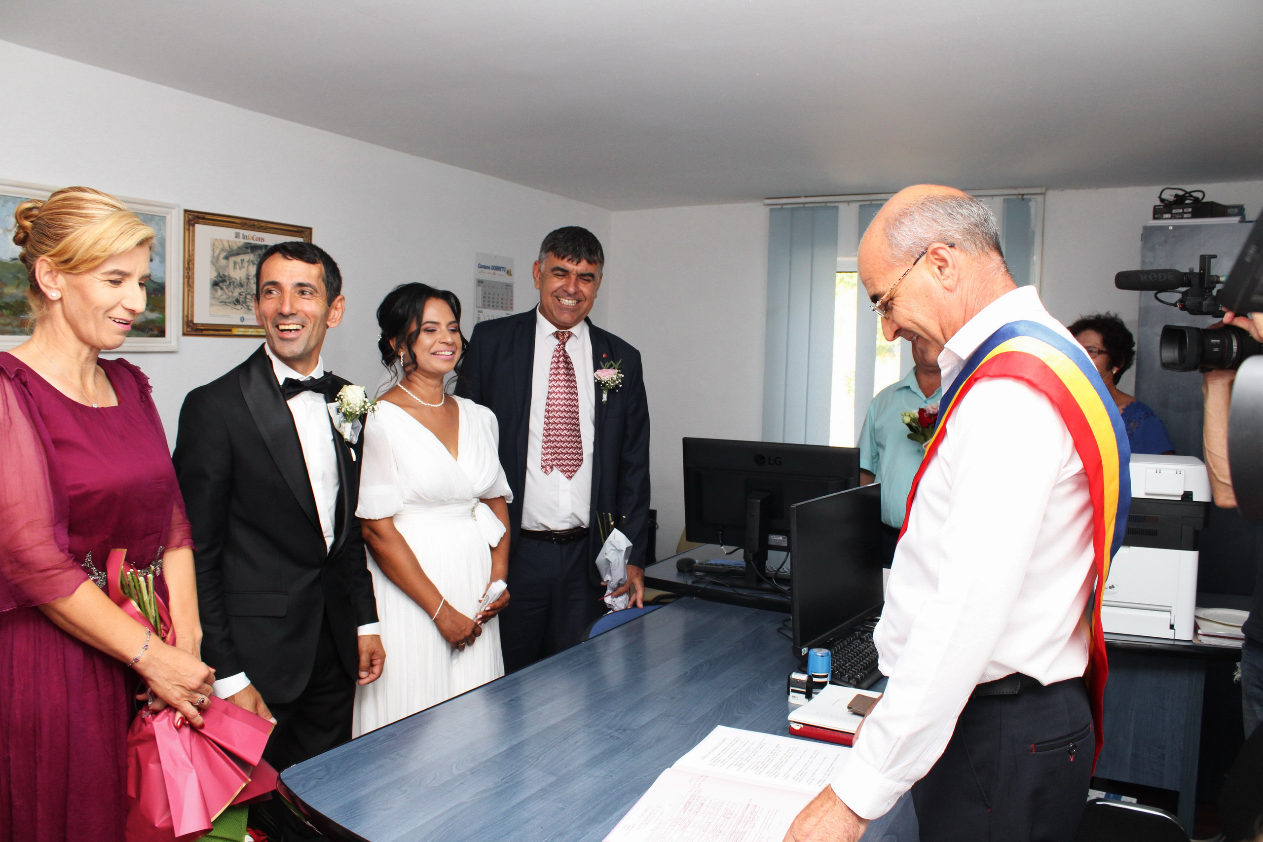 MINEL & MALINA. PETRU BYZO - family and children photographer in ROMANIA