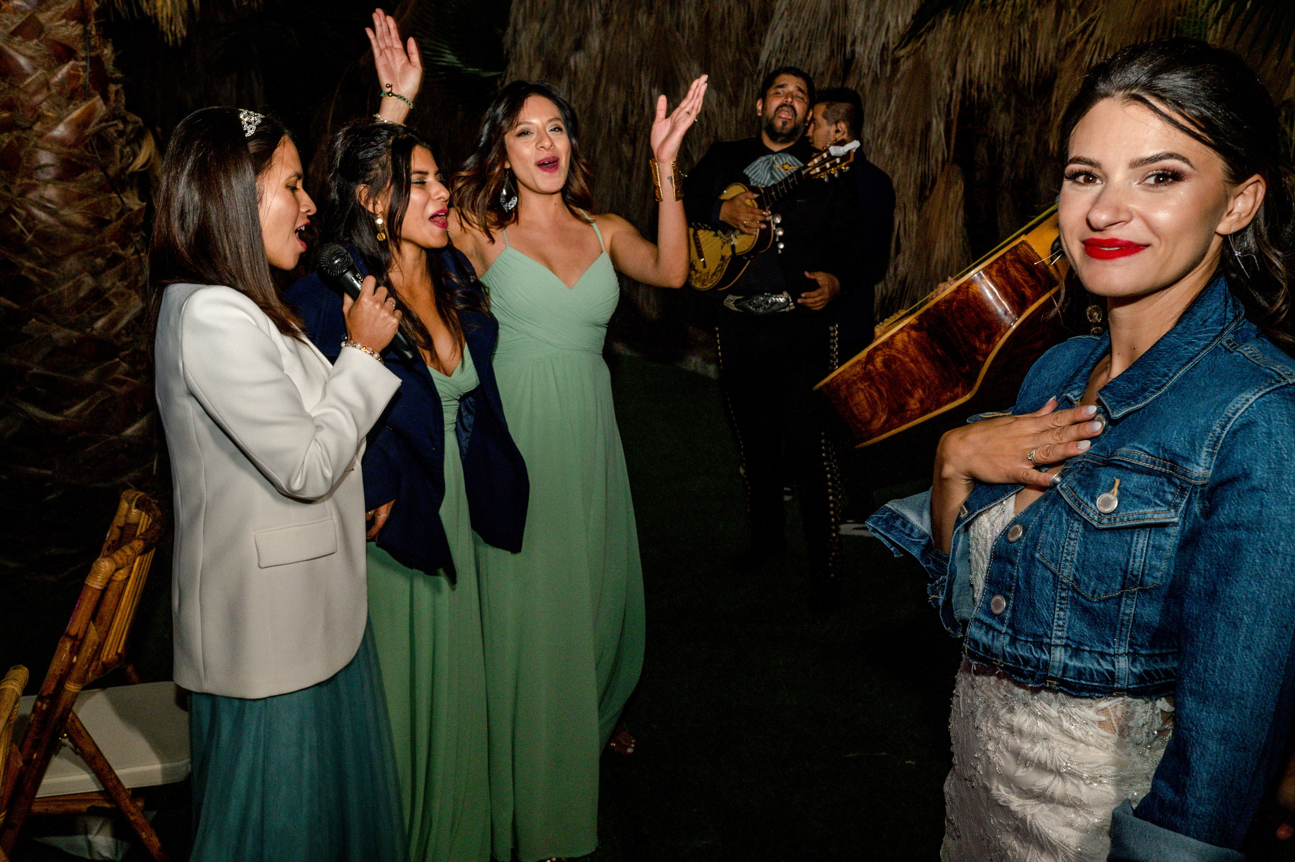 BYZO MEDIA. PETRU BYZO - family and children photographer in ROMANIA