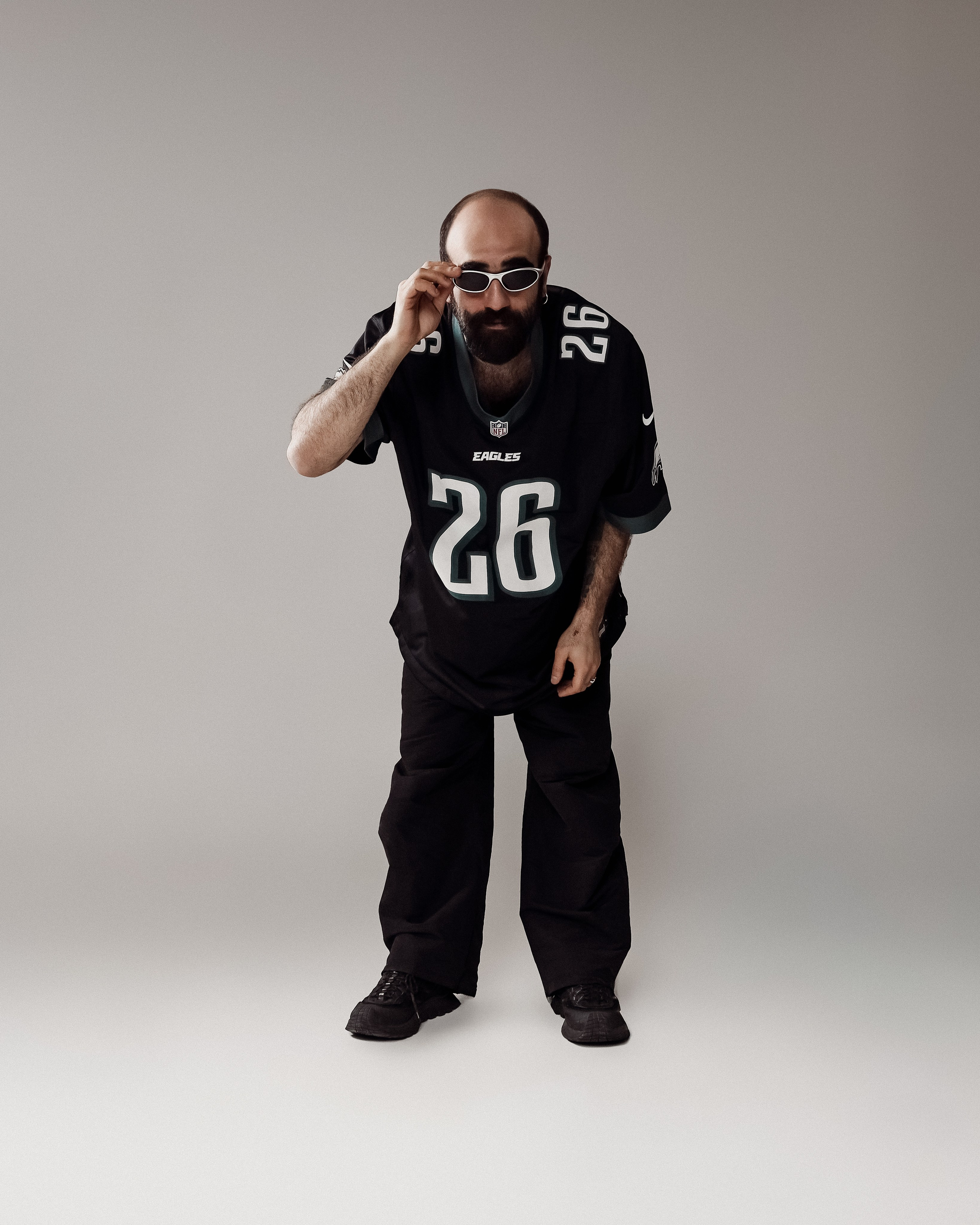 Studio (taron). Asmikiam