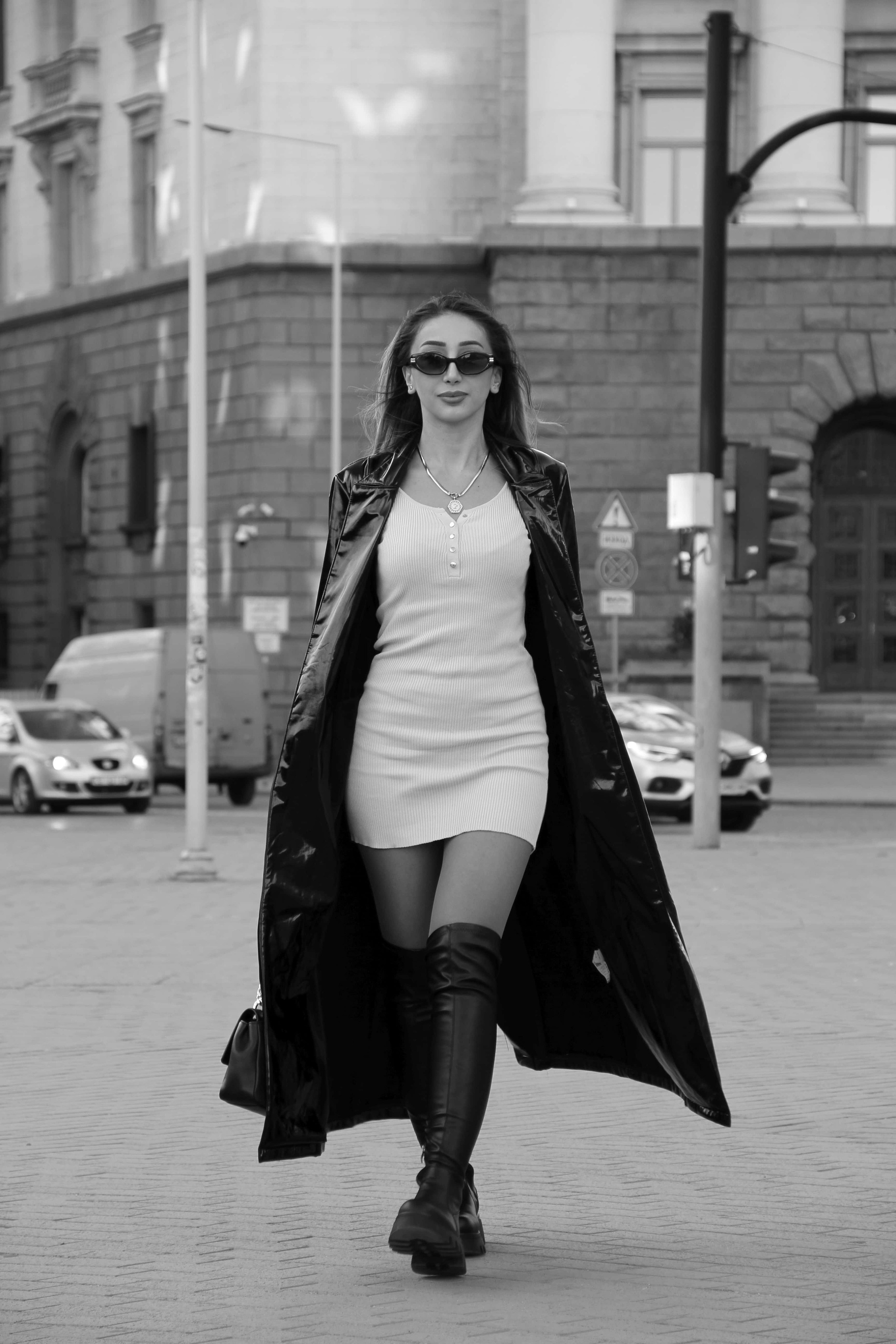 PhotoAdrenaline.com - ПОРТРЕТНА фотография на ОТКРИТО