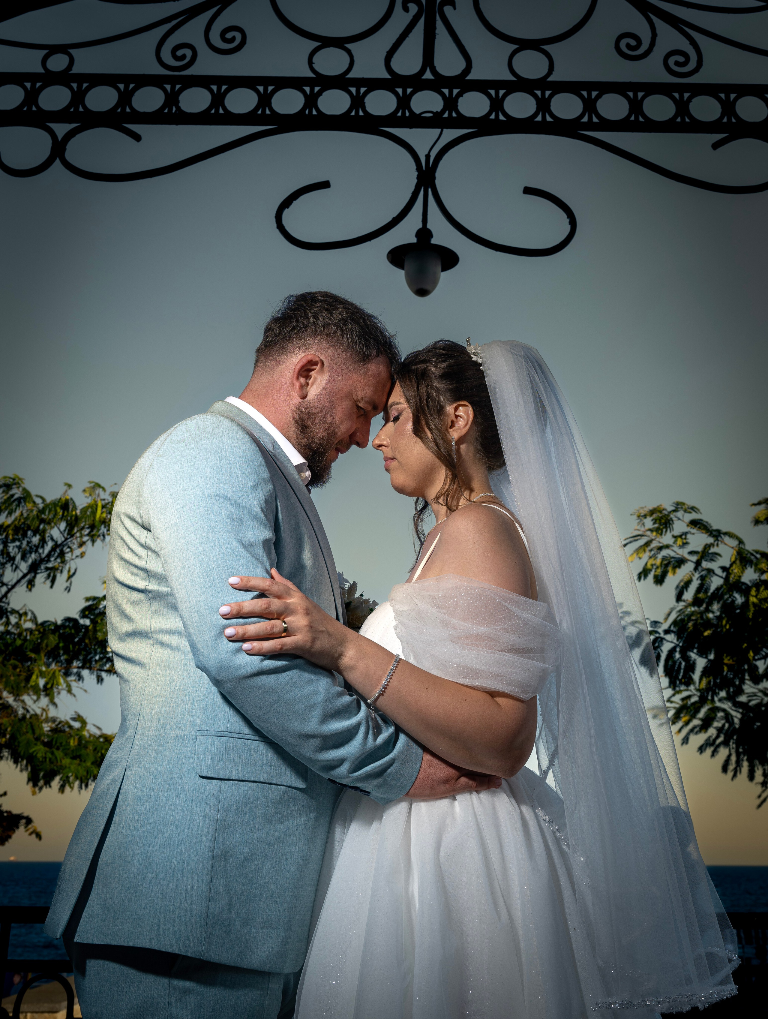 ALEX & RODICA. Fotograf de evenimente si portret!