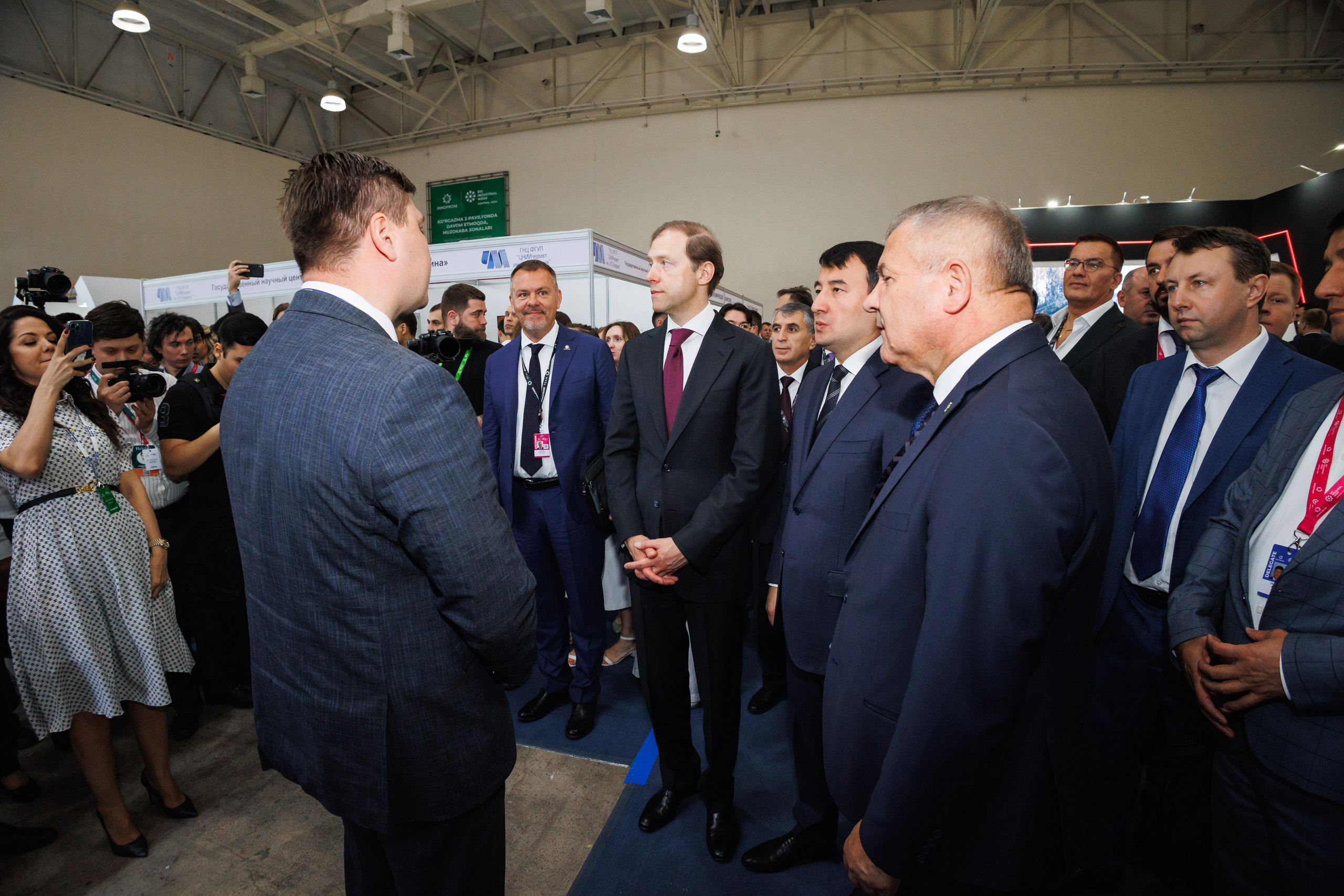 Корпоративные и бизнес встречи, фотоуслуги. Фотограф Юра Артыков, Ташкент