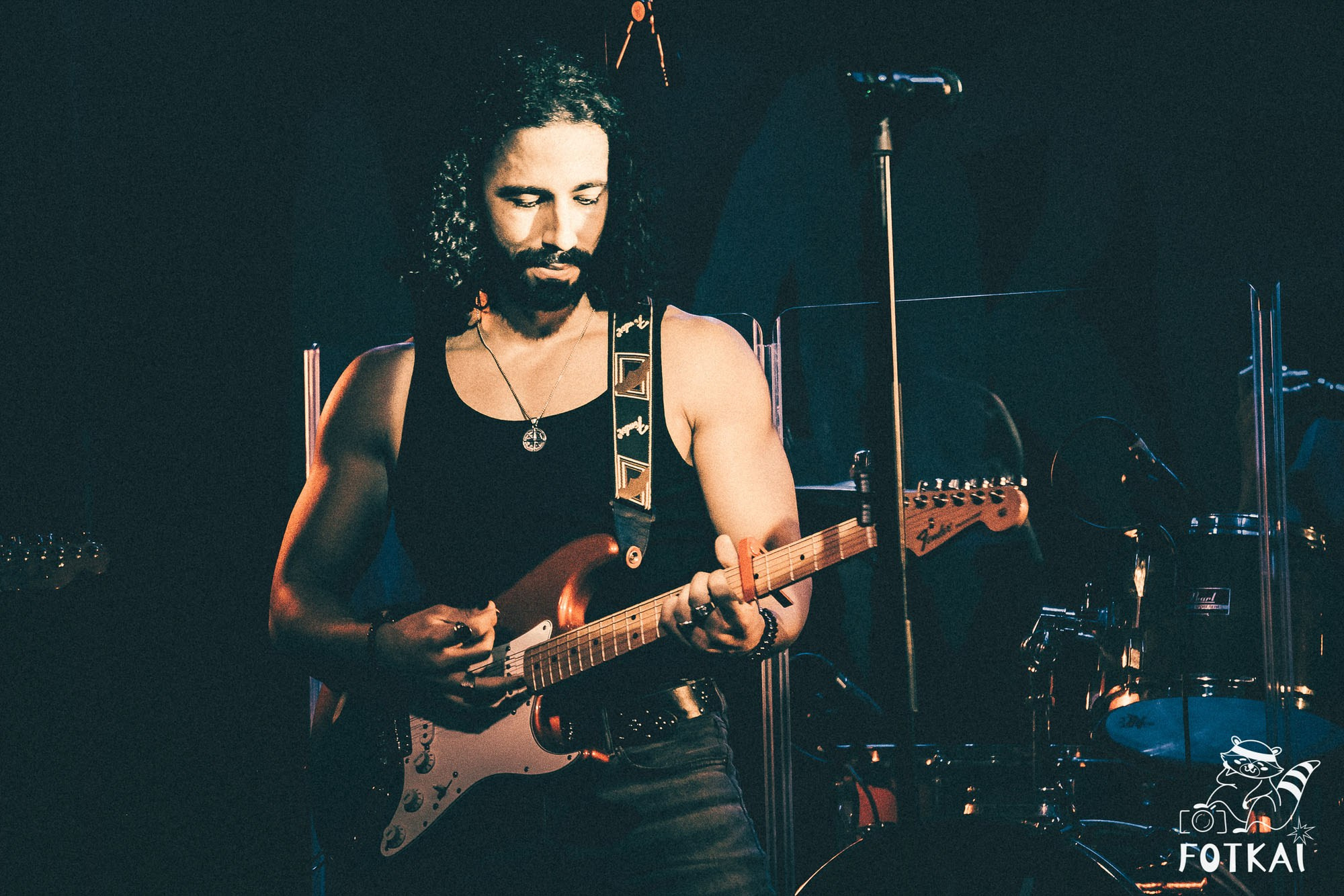 DENISDENIS — reportaje fotográfico del concierto en la Sala Marearock (Alicante) | FOTKAI