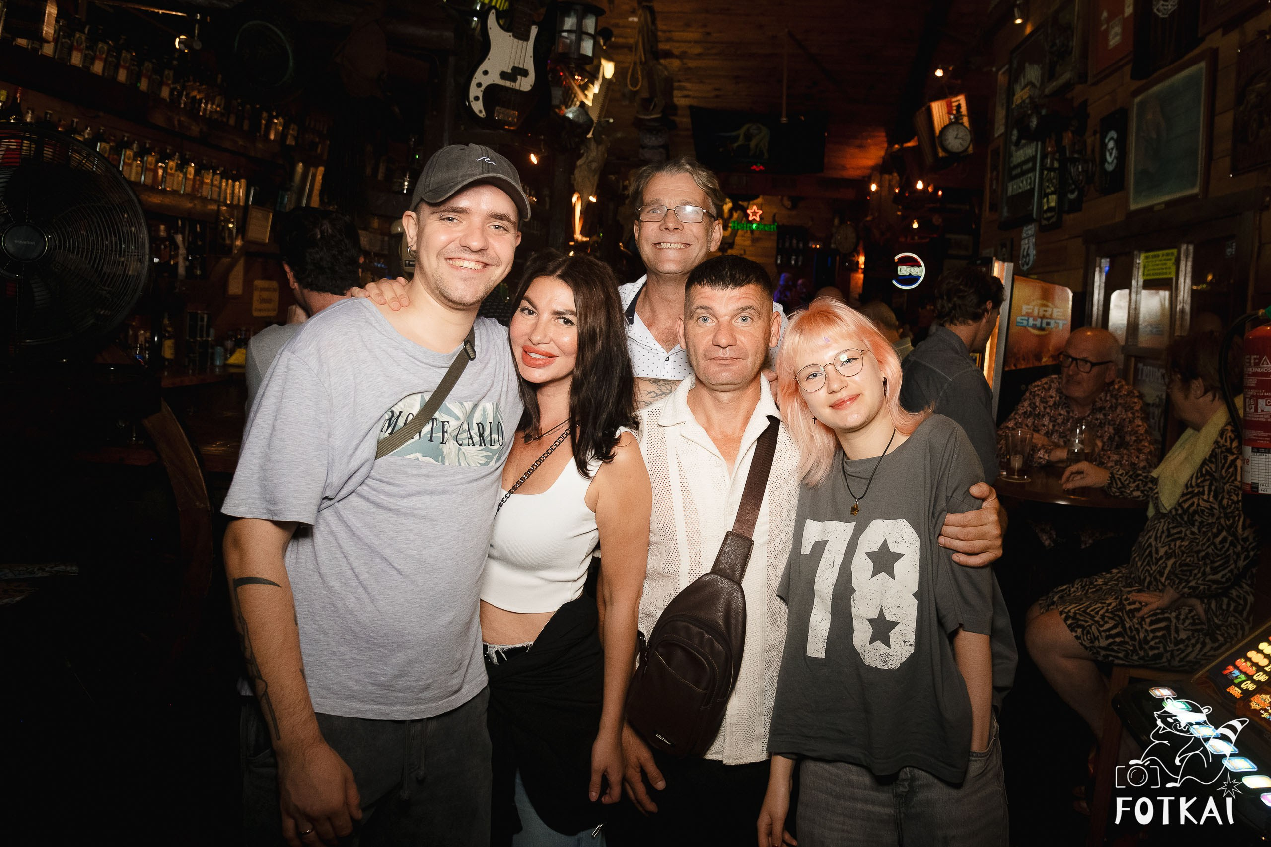 The Comebacks en El Paso Rock Bar Torrevieja: Reportaje fotográfico 11.10.25 | FOTKAI